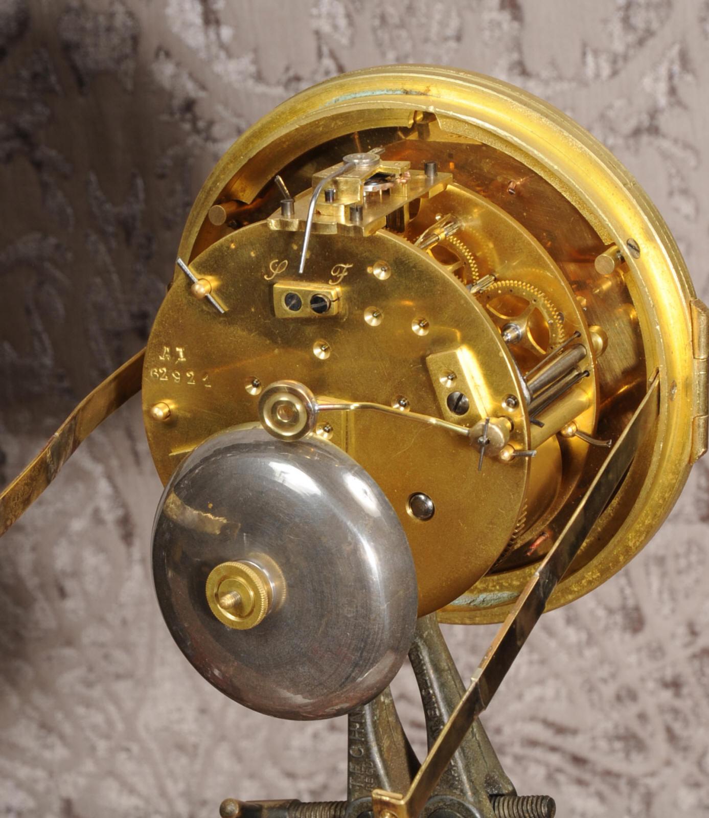 Große antike französische Uhr, Cherubs Carrying Time von Carrier im Angebot 11