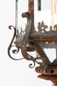 Enorme farol francés antiguo de metal esmaltado de principios del siglo XX. C.1900