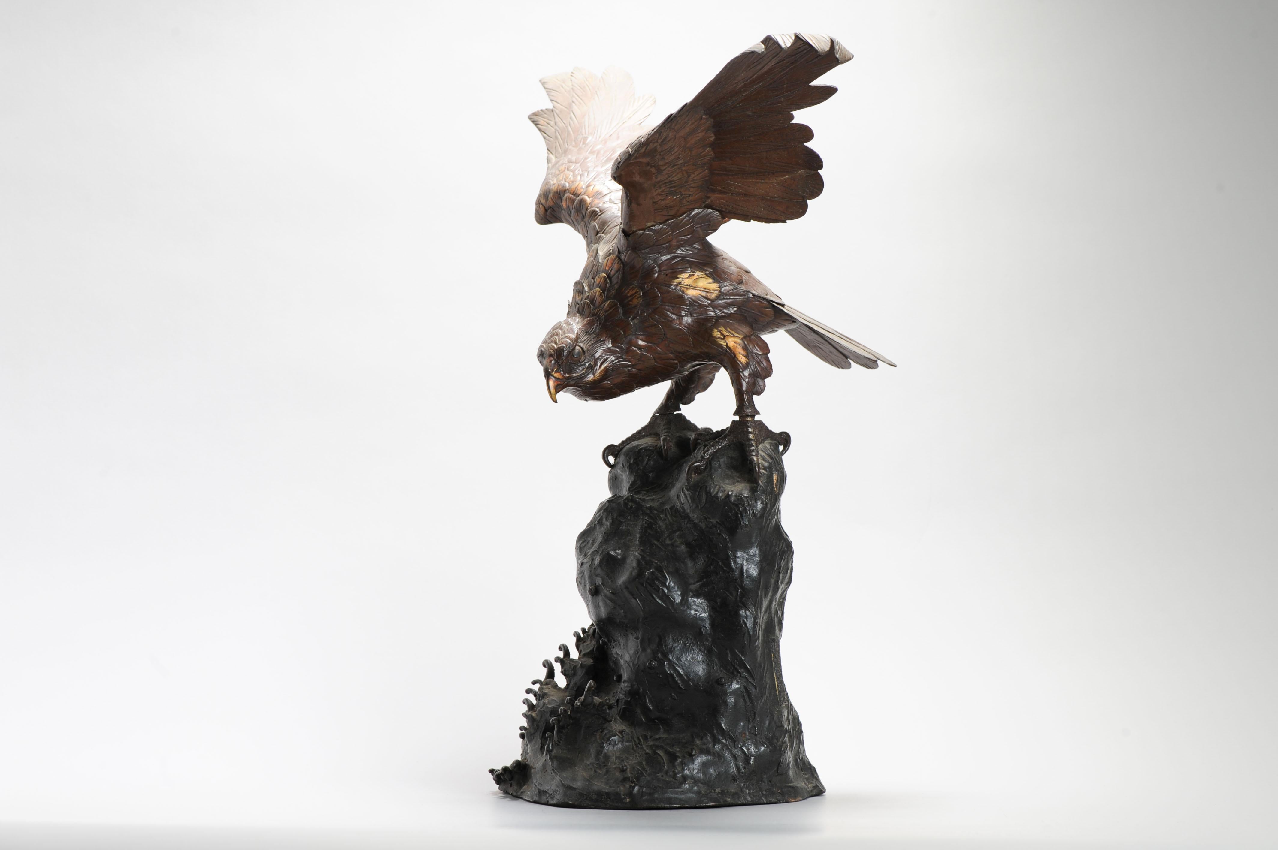 Huge Antique Meiji Japanese Bronze Bird of Prey On a Rock Gold Elements Marked For Sale 2