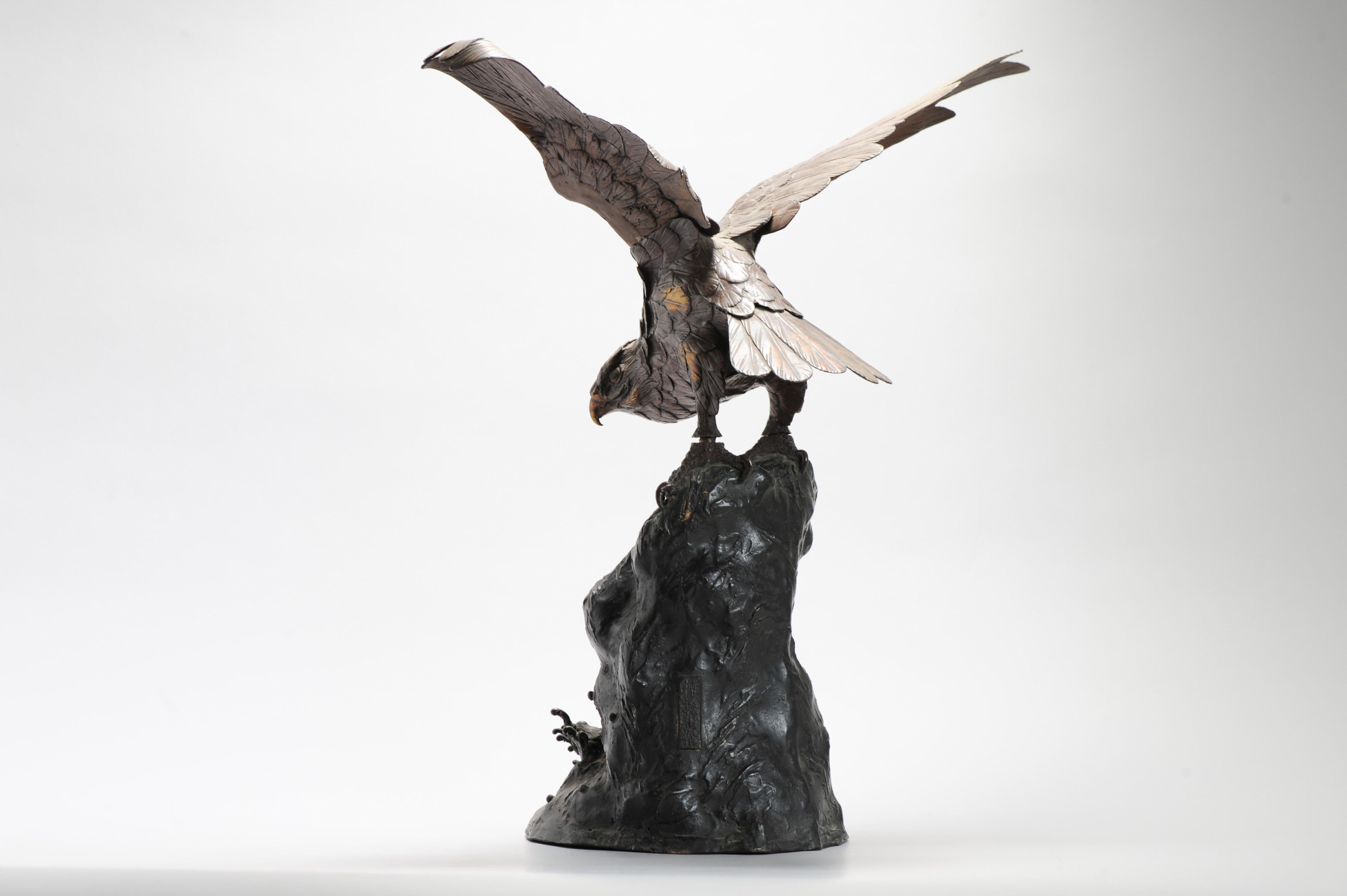 Huge Antique Meiji Japanese Bronze Bird of Prey On a Rock Gold Elements Marked For Sale 4