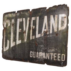 Grande enseigne murale originale en émail de Cleveland pour publicité pétrole, vers 1920