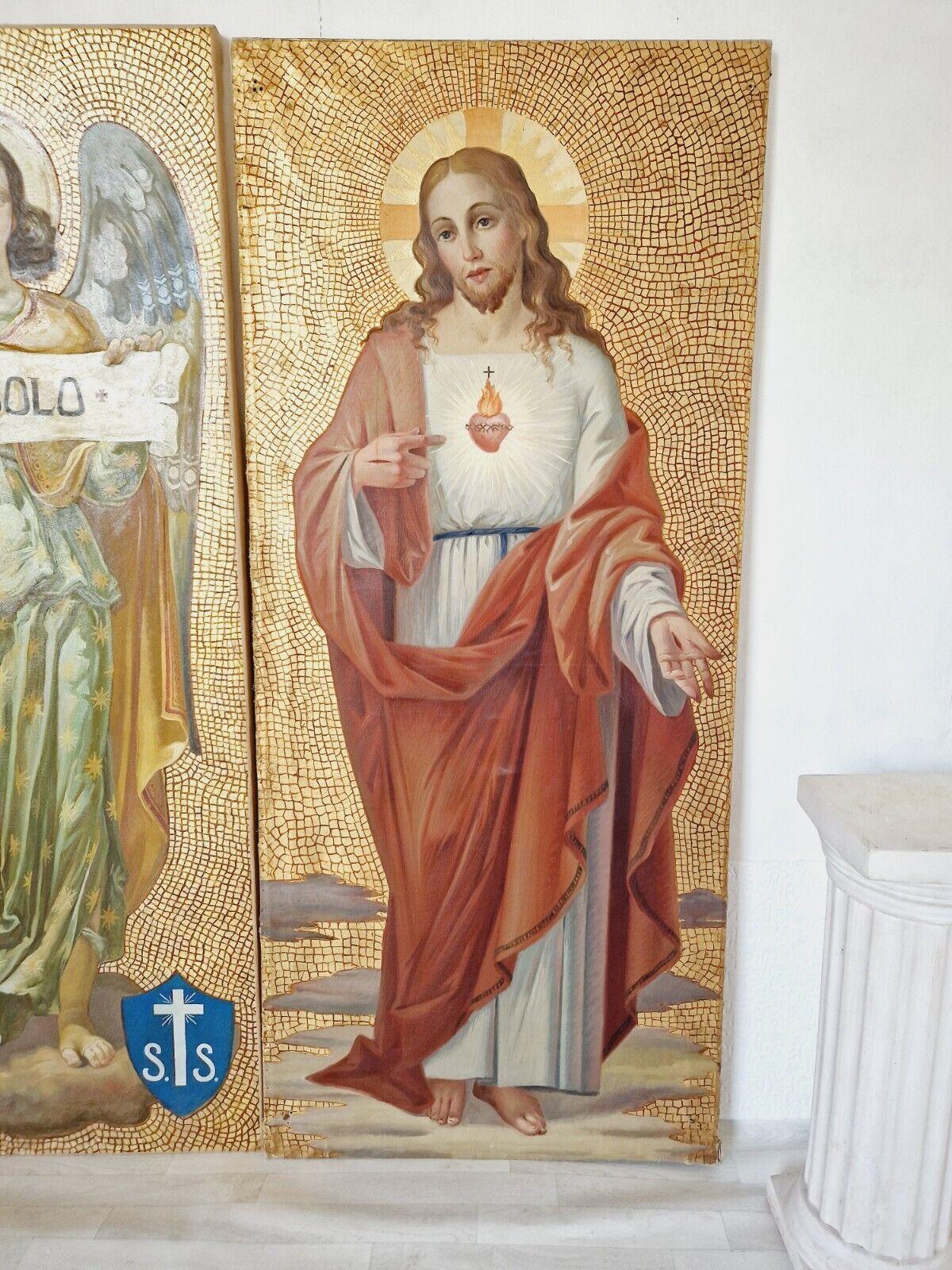 Peint à la main Énorme triptyque antique de peintures à l'huile religieuses en vente