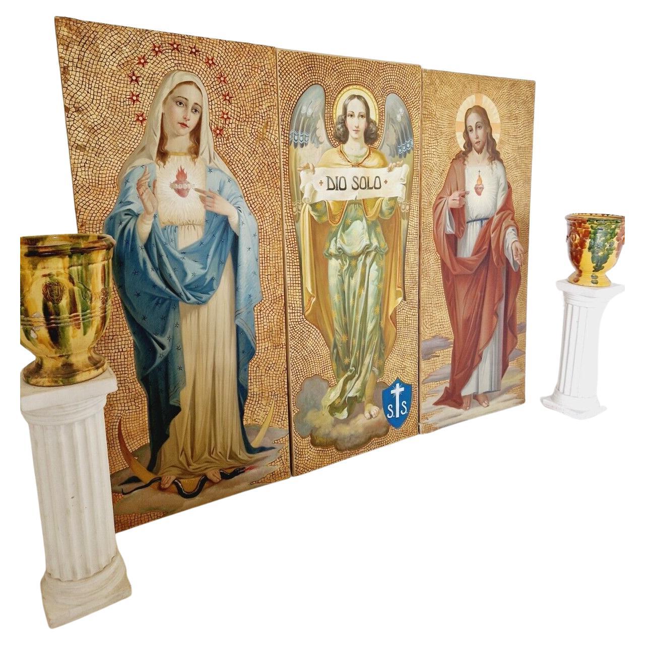 Énorme triptyque antique de peintures à l'huile religieuses en vente