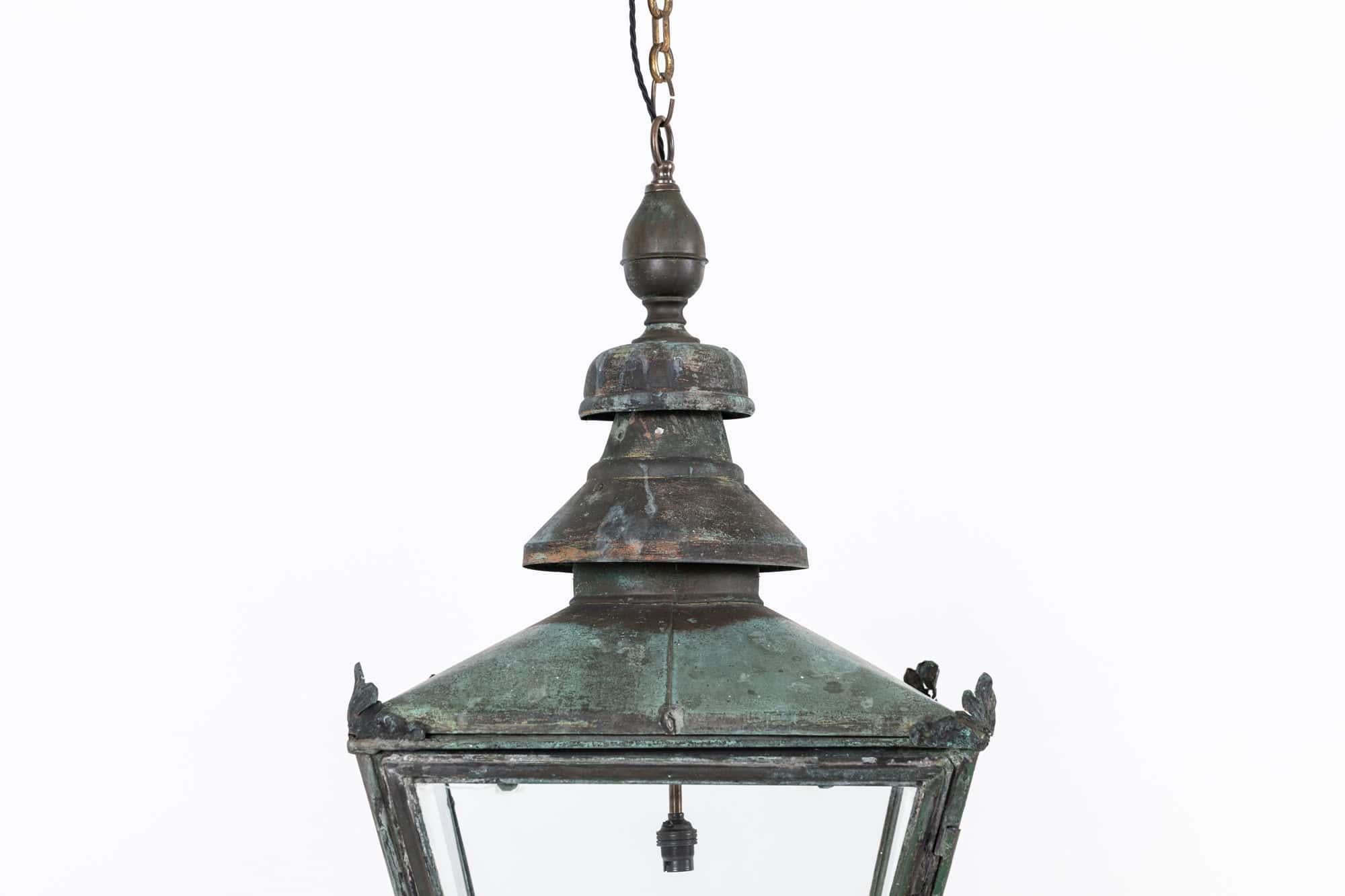 Enorme farol antiguo victoriano de finales del siglo XIX de cobre verdigris. C.1880 Victoriano