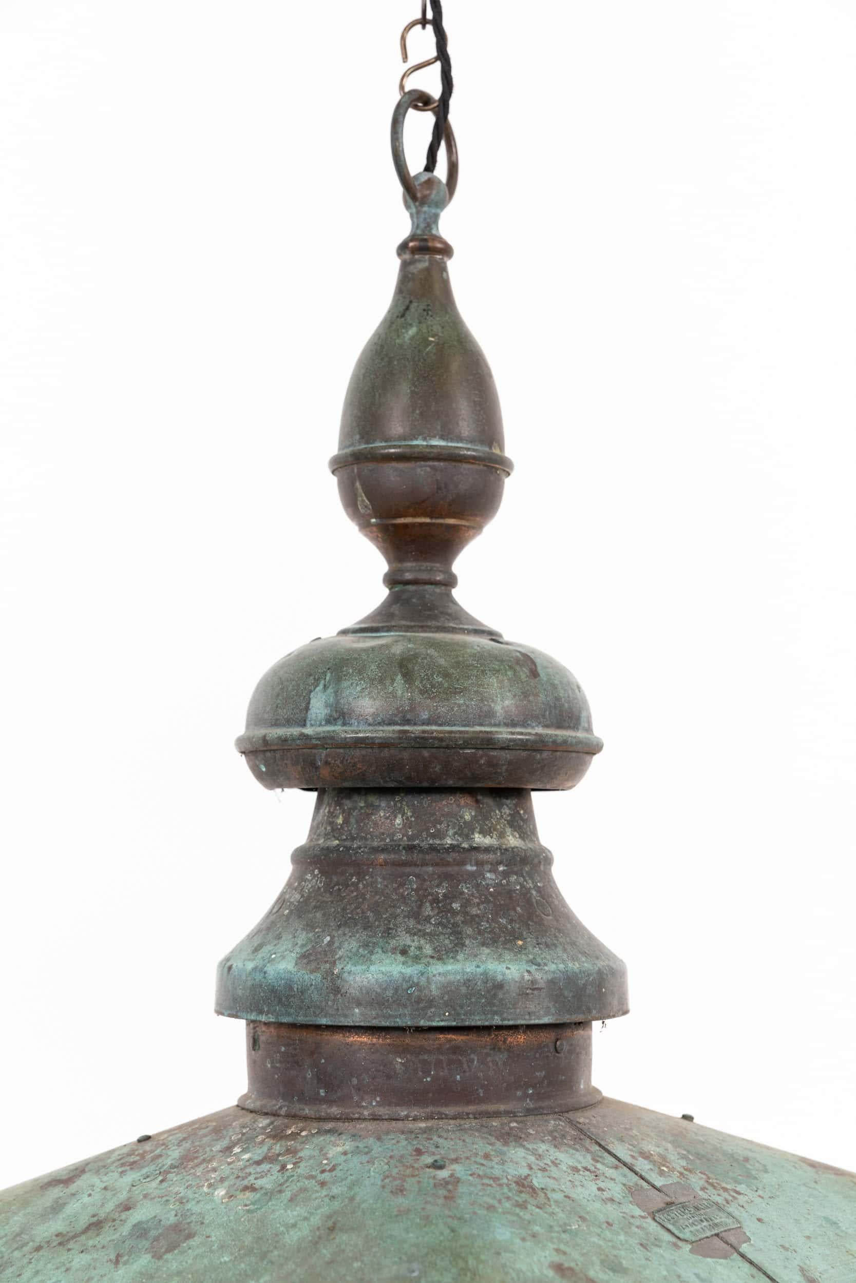 Beautifully formed glazed copper lantern with natural verdigris made by Foster & Pullen. c.1890

A finely constructed square lantern, presented in original as found condition. The copper has developed a rich, natural patina through decades of
