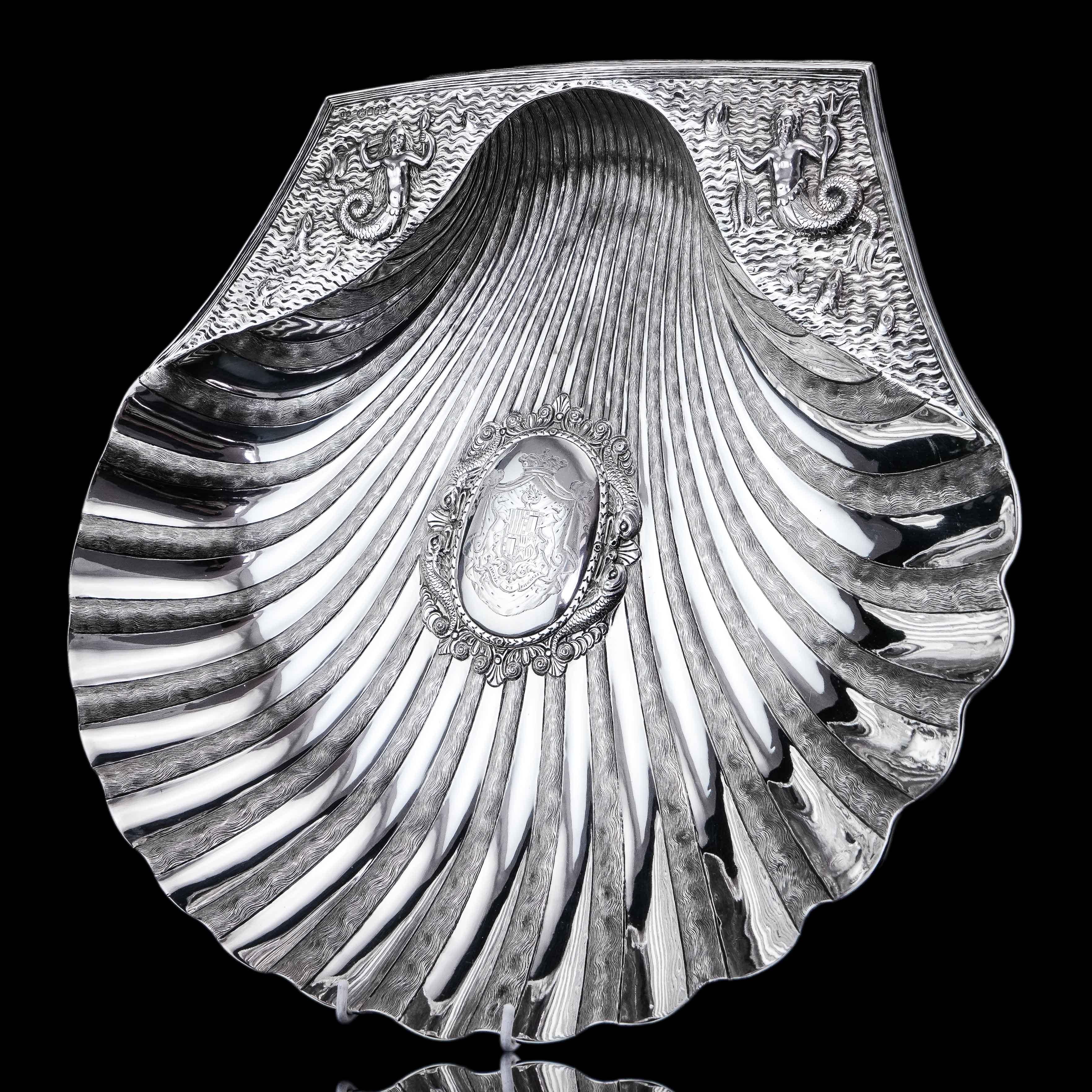 Superbe assiette / bol de 40cm+ en argent massif de l'époque victorienne, Hunt & Roskell en vente 14