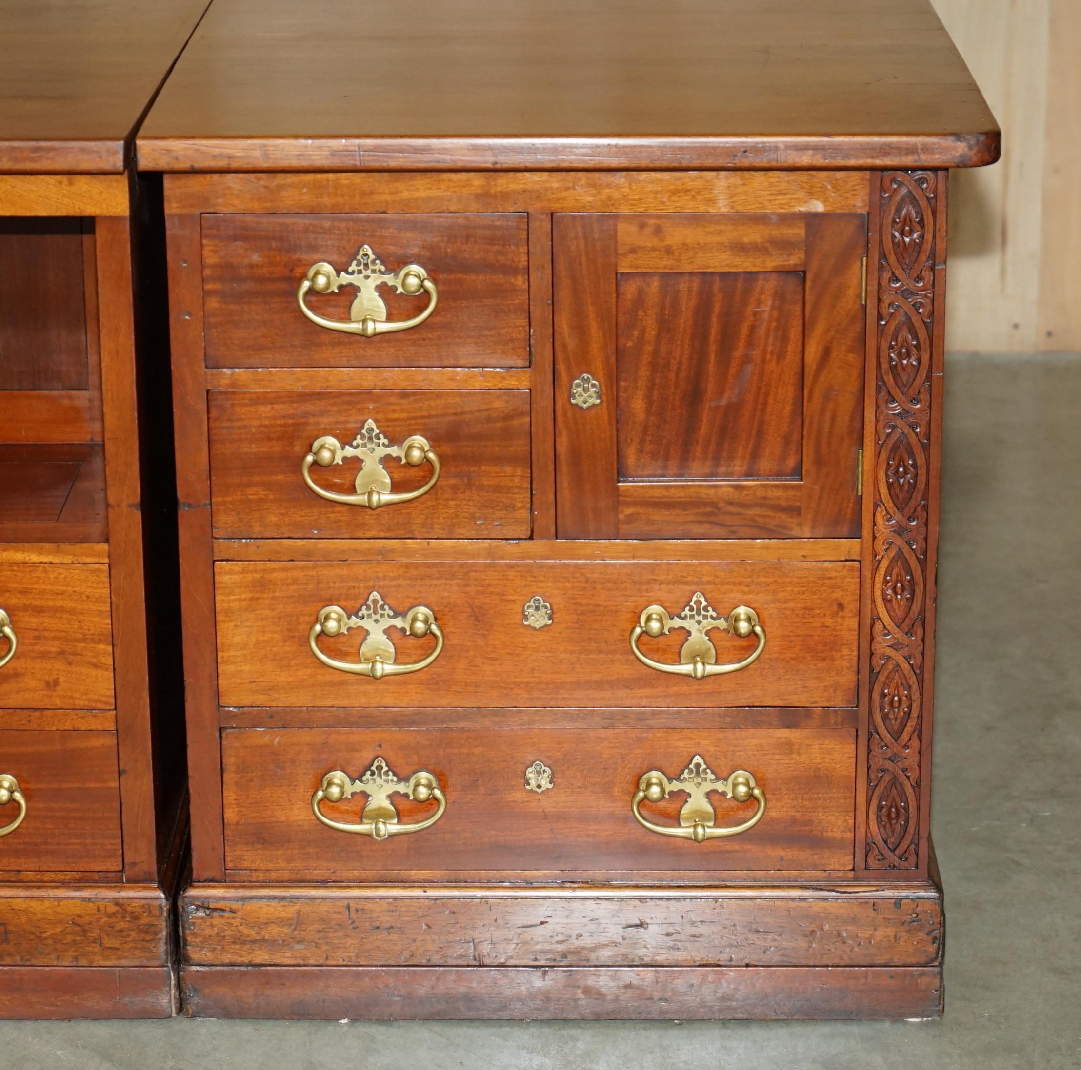 RIESIGE ANTIQUE VICTORIAN THOMAS CHIPPENDALE ESTATE DESK OR TWO SIDEBOARD DRAWERs (Hartholz) im Angebot
