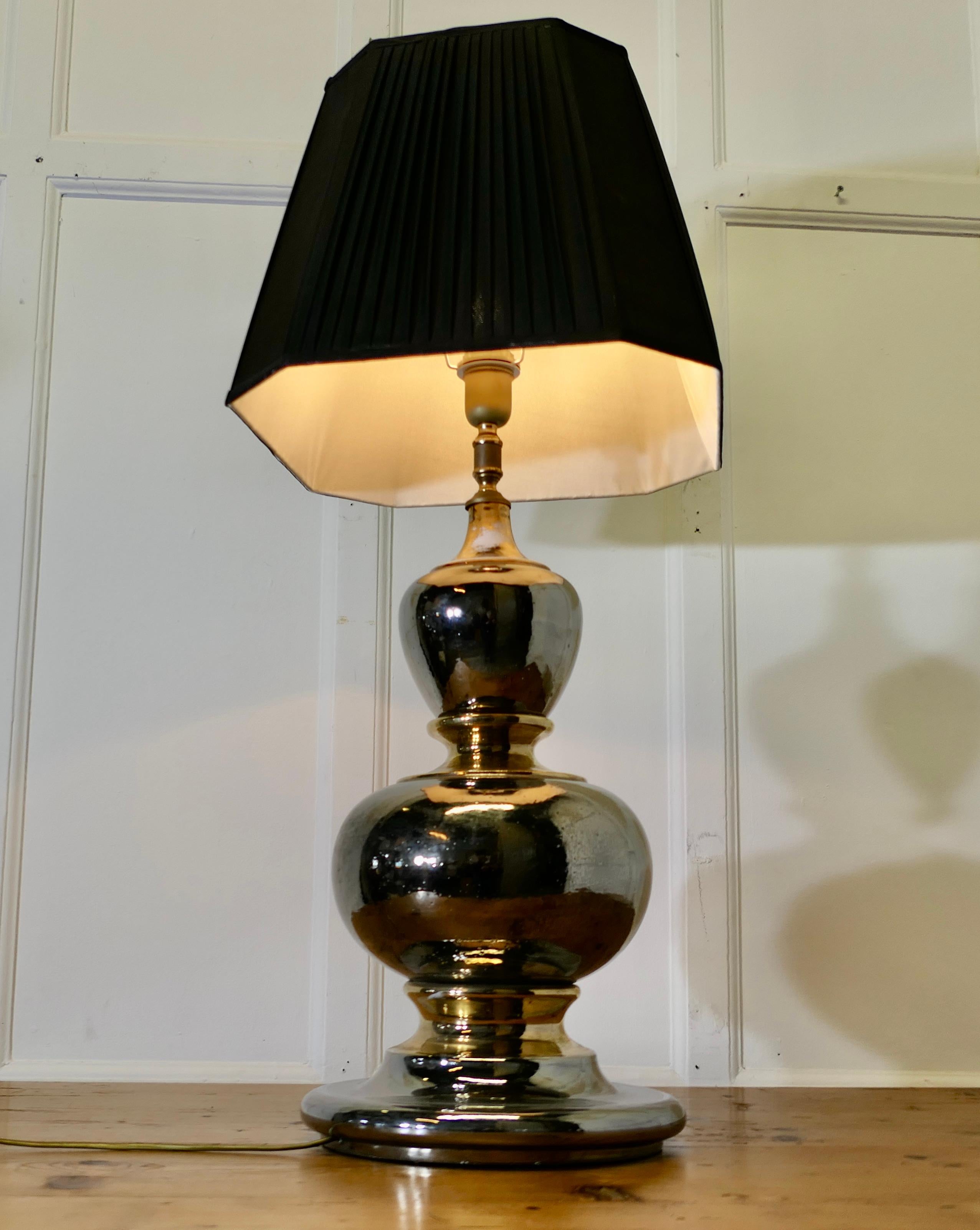 Enorme lampada da tavolo Art Deco in oro e argento Un pezzo straordinario realizzato in terracotta. in vendita 1
