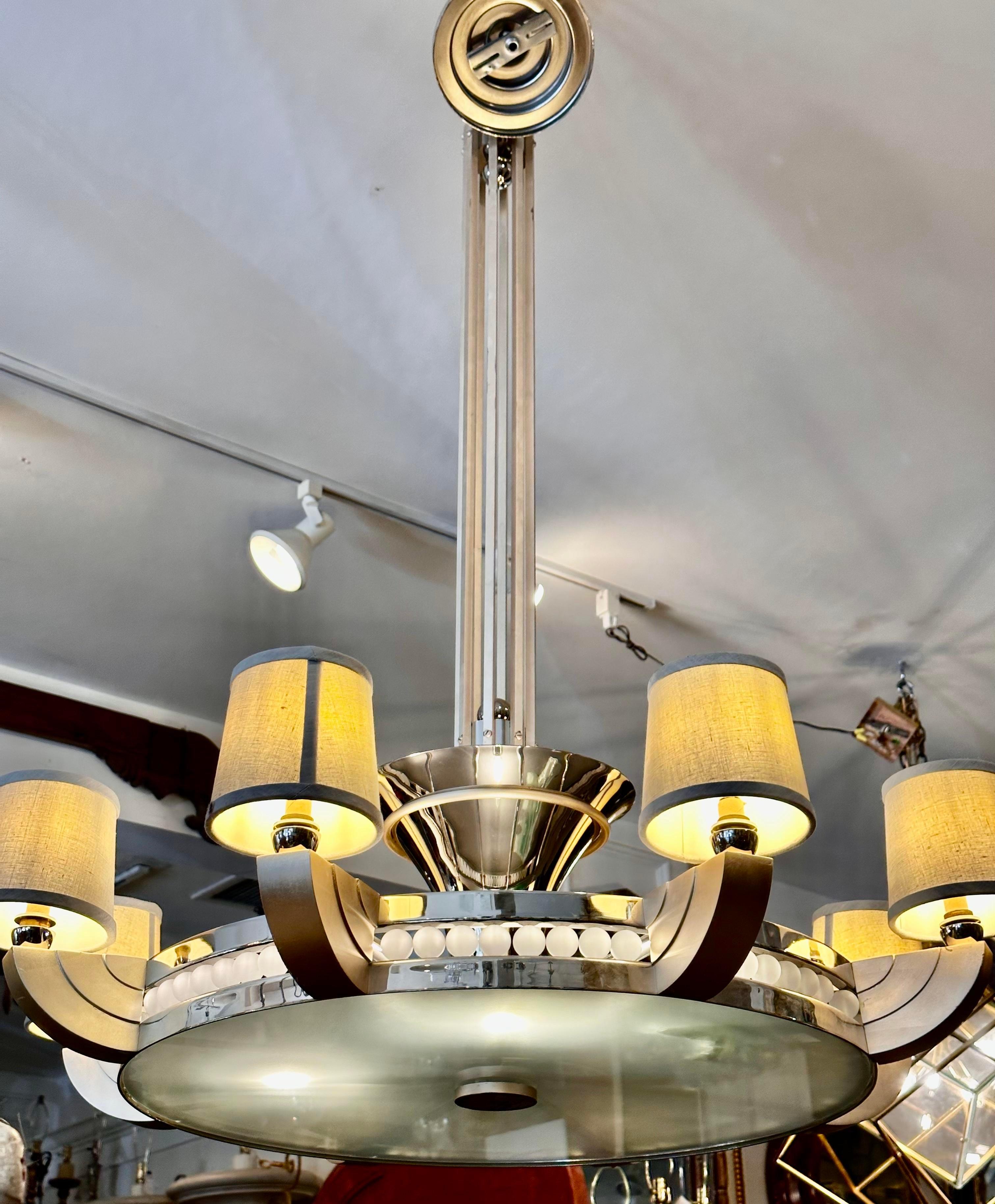American Huge Art Deco Sally Sirkin Lewis for J Robert Scott Odette Chandelier For Sale