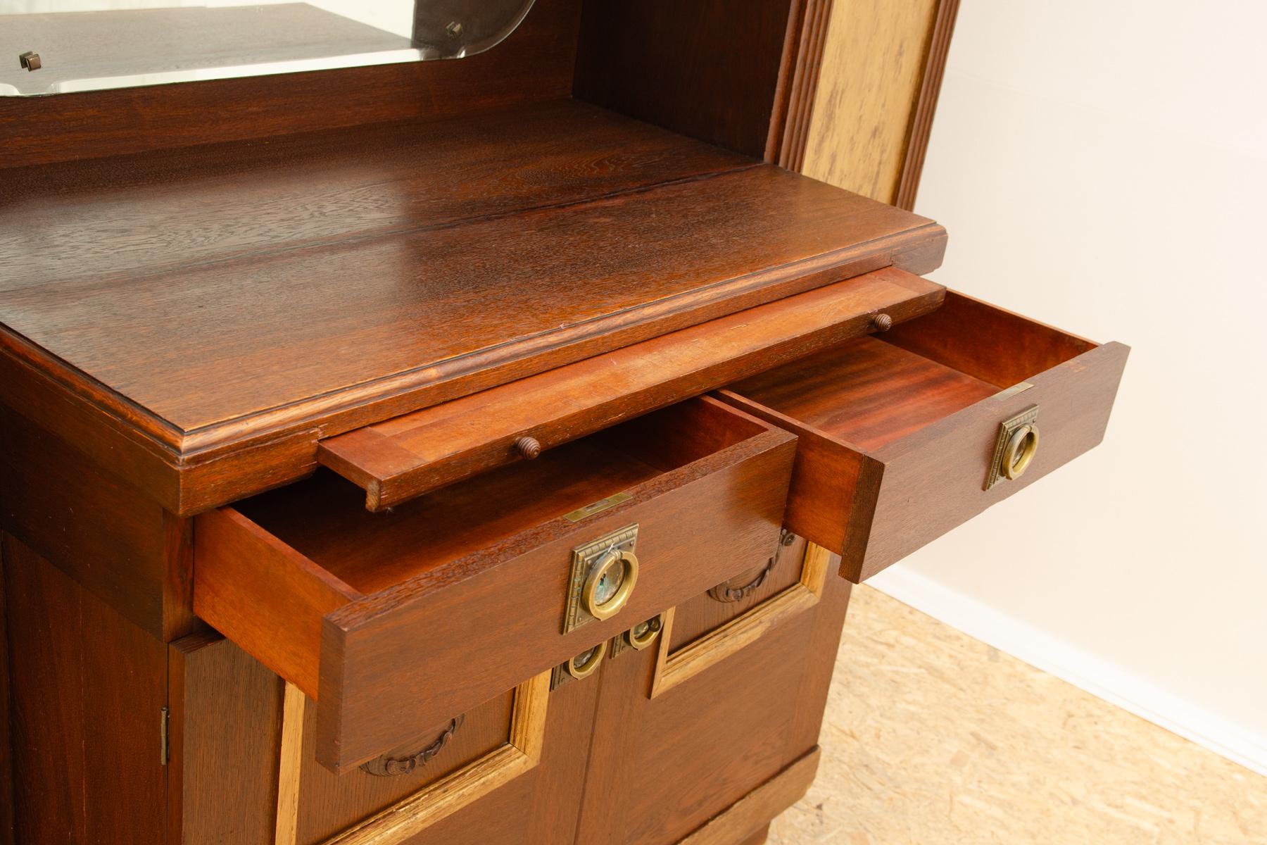 Enorme credenza Art Nouveau, 1915, Austria-Ungheria in vendita 5