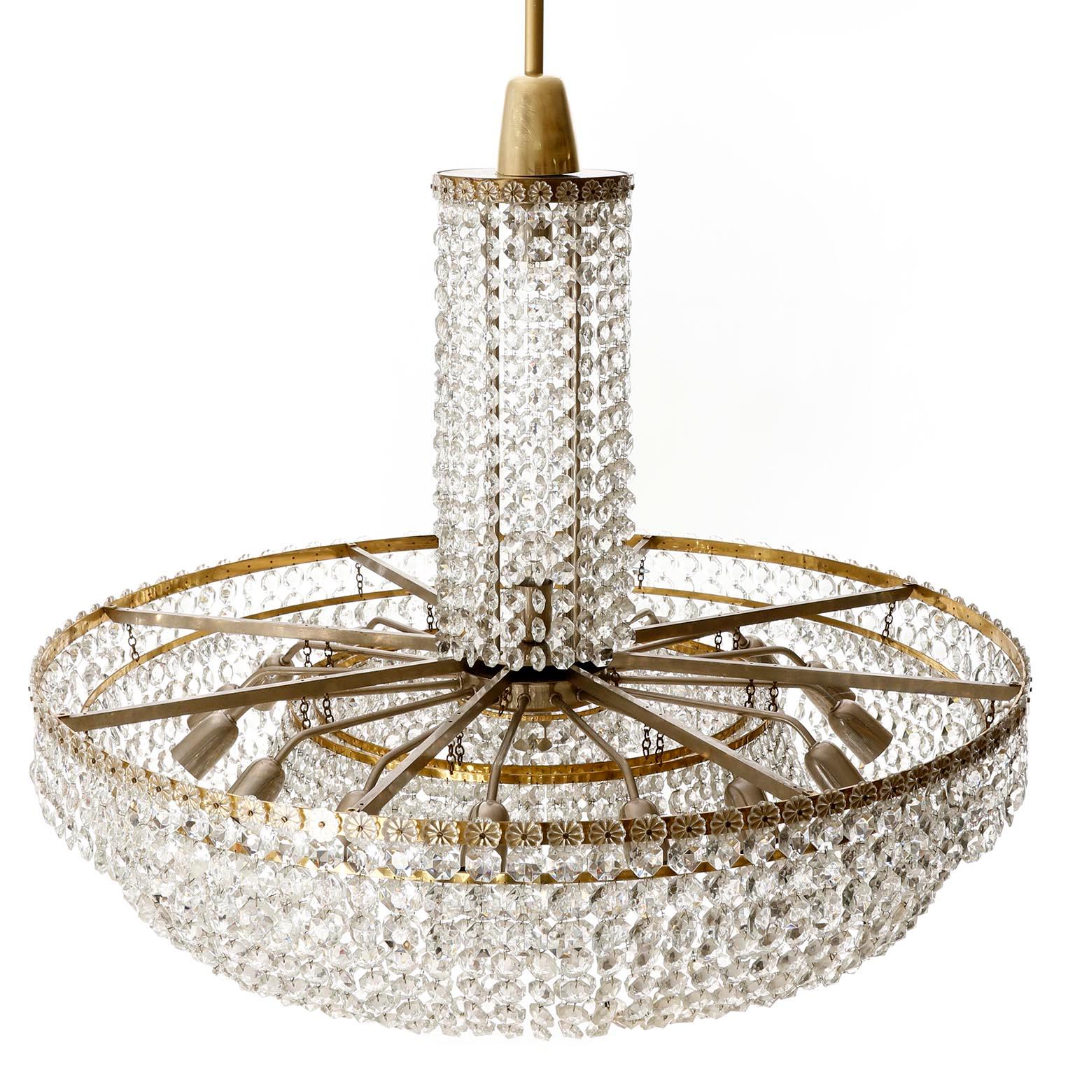 Huge Bakalowits Chandelier No. 3330, Nickel Brass Crystals, 1960s For Sale 2