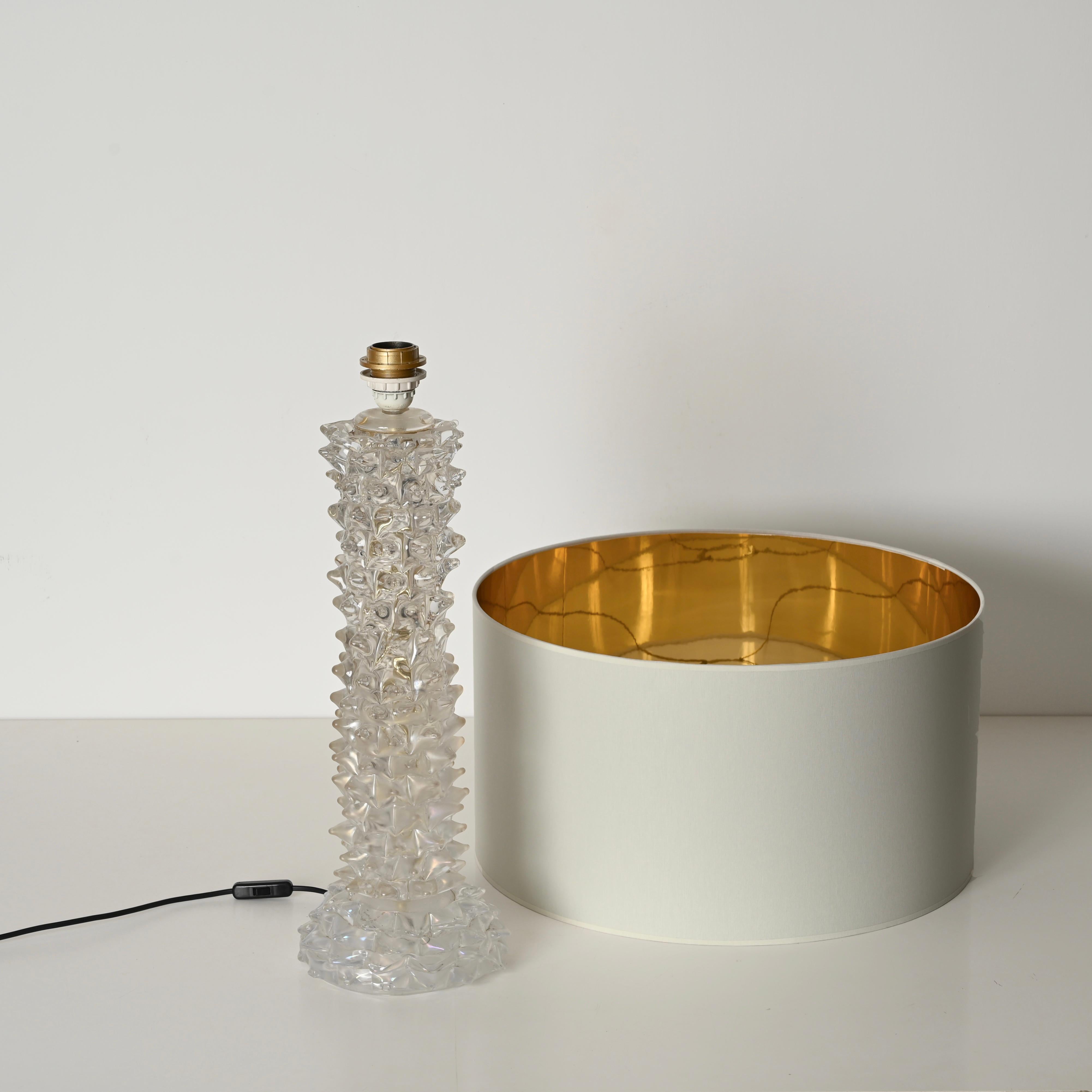 Enorme lámpara de mesa Barovier de cristal rostrato de Murano con pantalla de lino, Italia Años 50 mediados del siglo XX en venta
