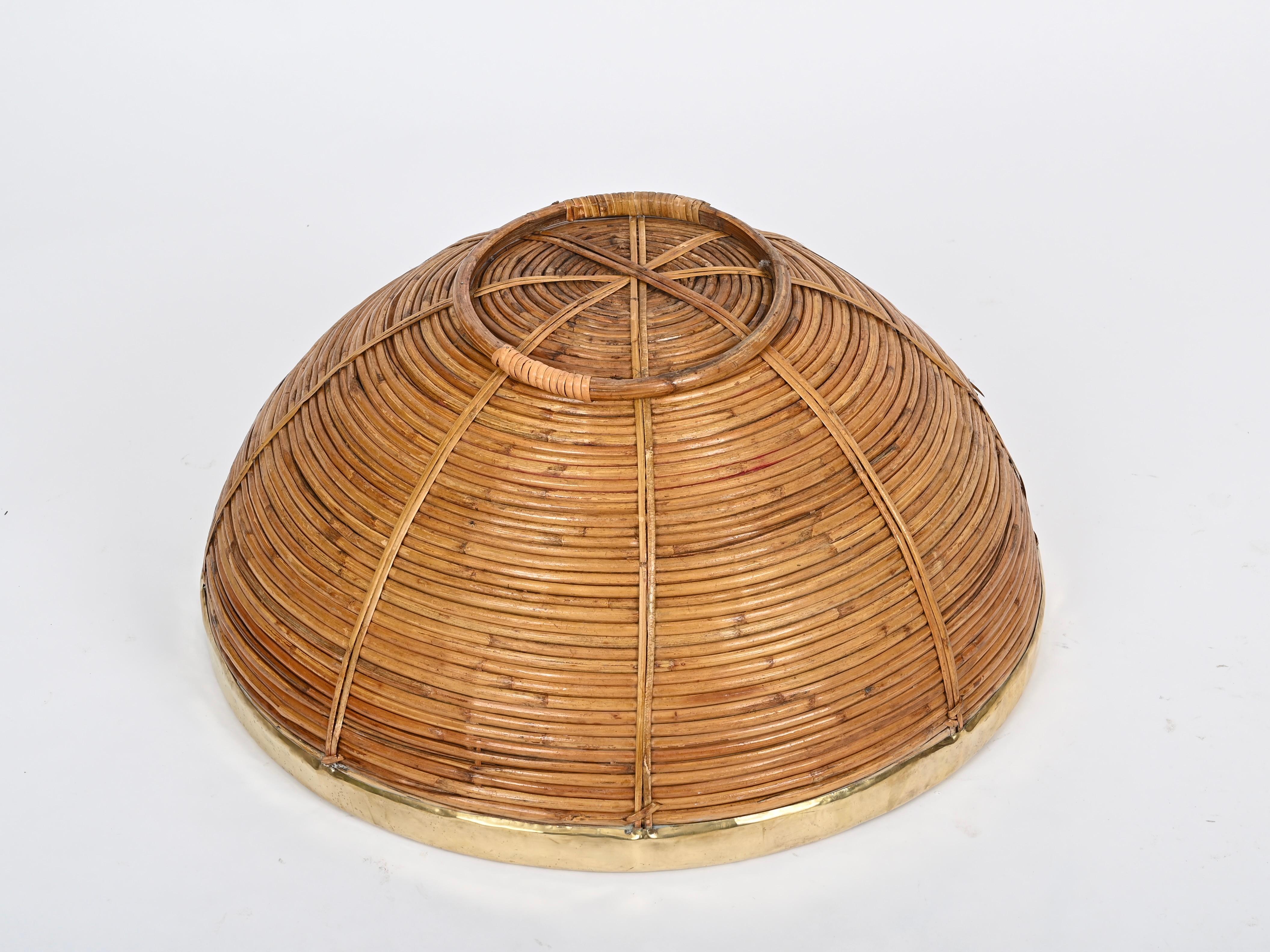 Grand panier incurvé en rotin, laiton et osier de Vivai del Sud, Italie, années 1970 en vente 5