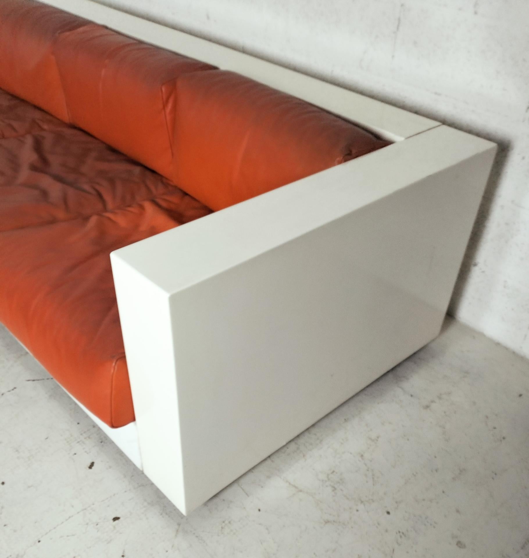 Huge “Saratoga” 4 seater sofa by Massimo and Lella Vignelli for Poltronova 60s 3