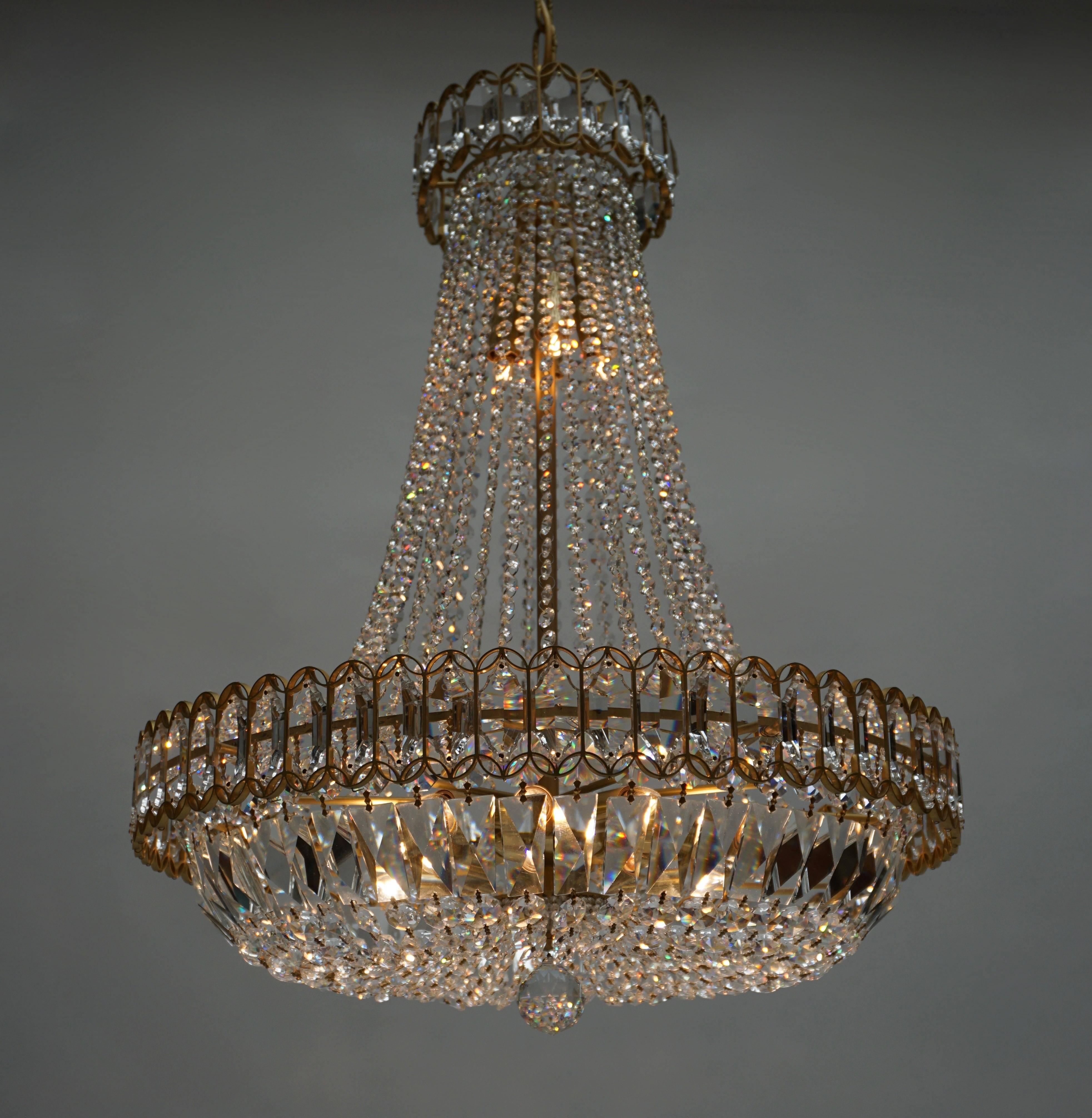 Crystal Bakalowits Chandelier In Good Condition For Sale In Antwerp, BE