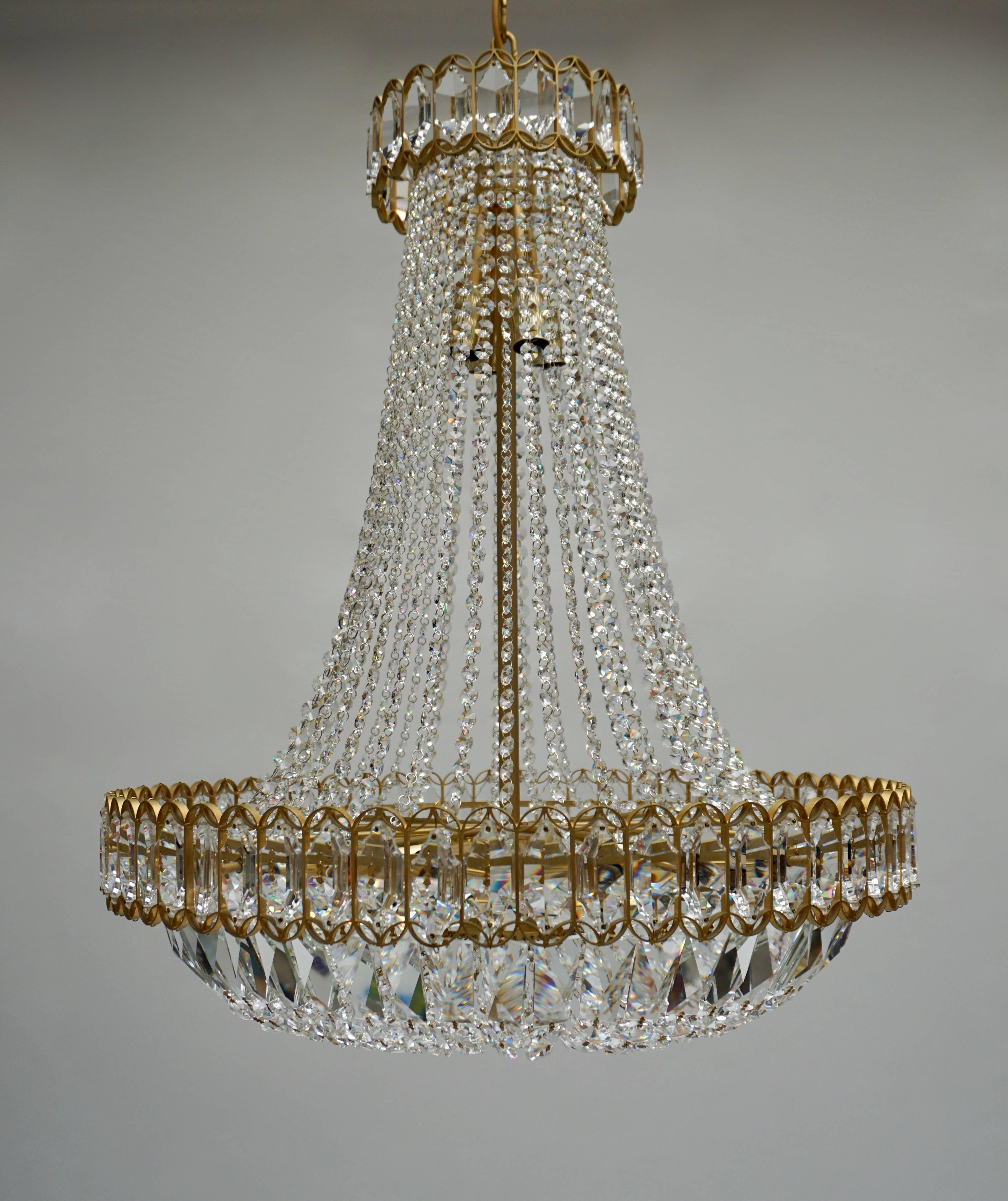 20th Century Huge Beautiful Crystal Bakalowits Chandelier For Sale