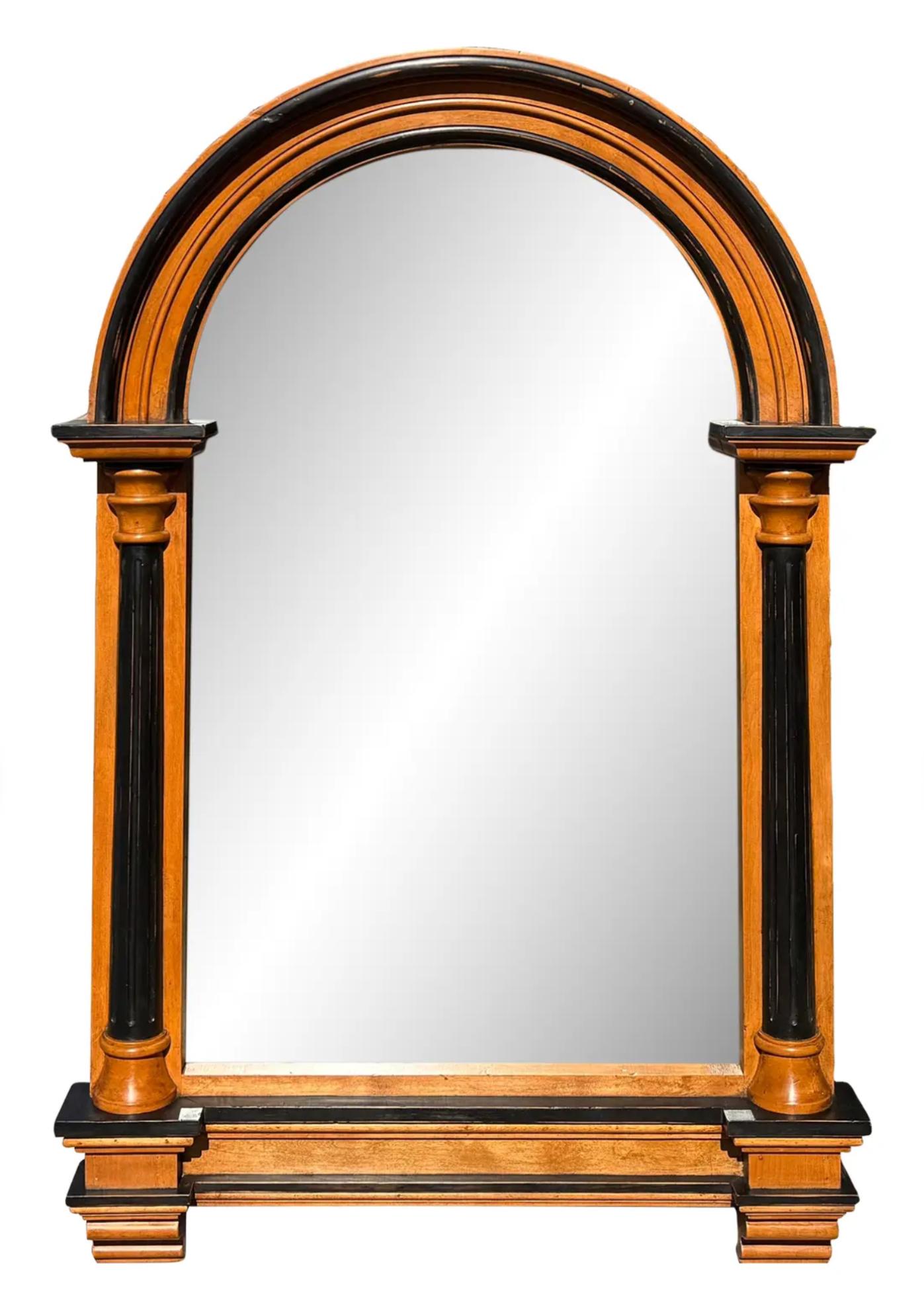 Enorme specchio da parete ad arco in stile Biedermeier In condizioni buone in vendita a LOS ANGELES, CA
