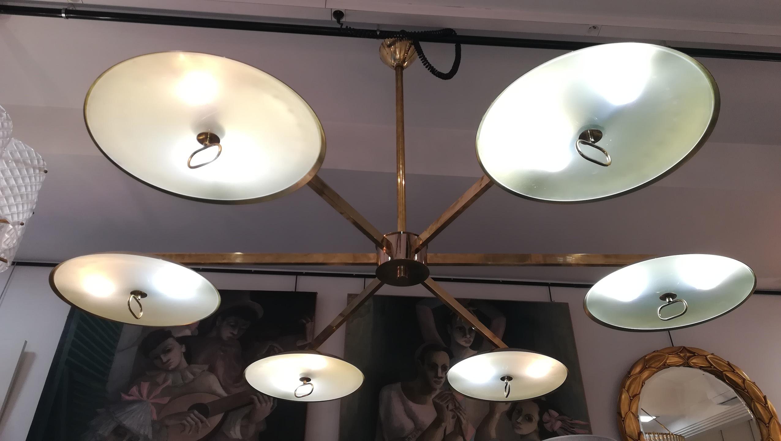 Huge Brass and Glass Chandelier (Messing)