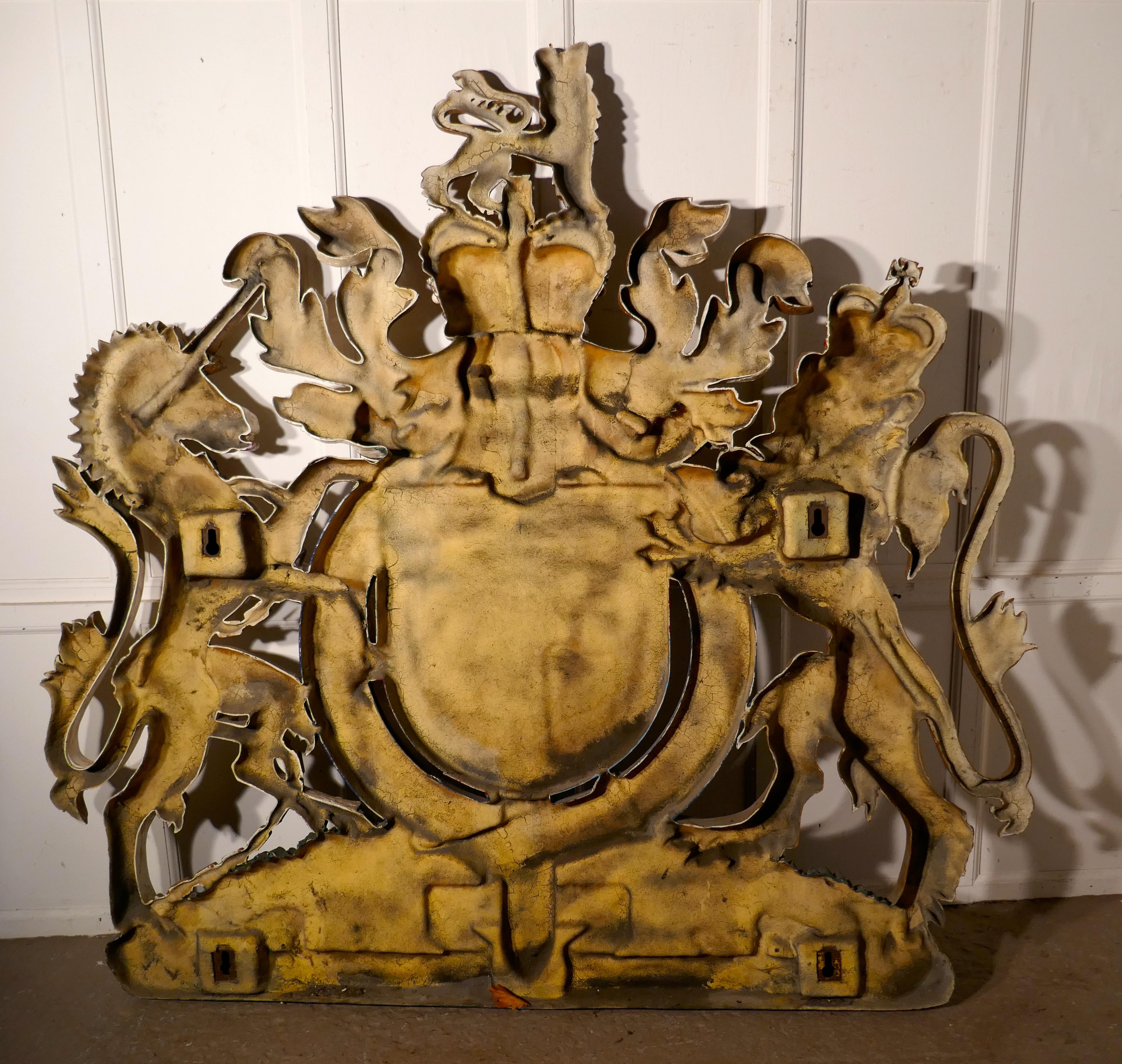 Huge British Royal Coat of Arms Wall Plaque 2