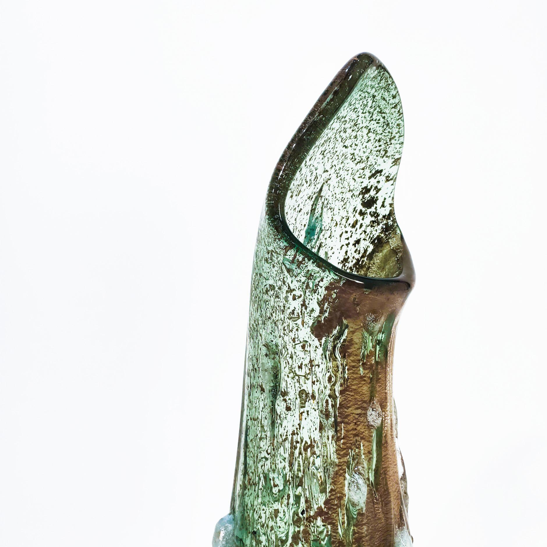 Fait main Huge Brutalist rugoso and somerso Murano glass by Salviati, Italy, 1960s en vente