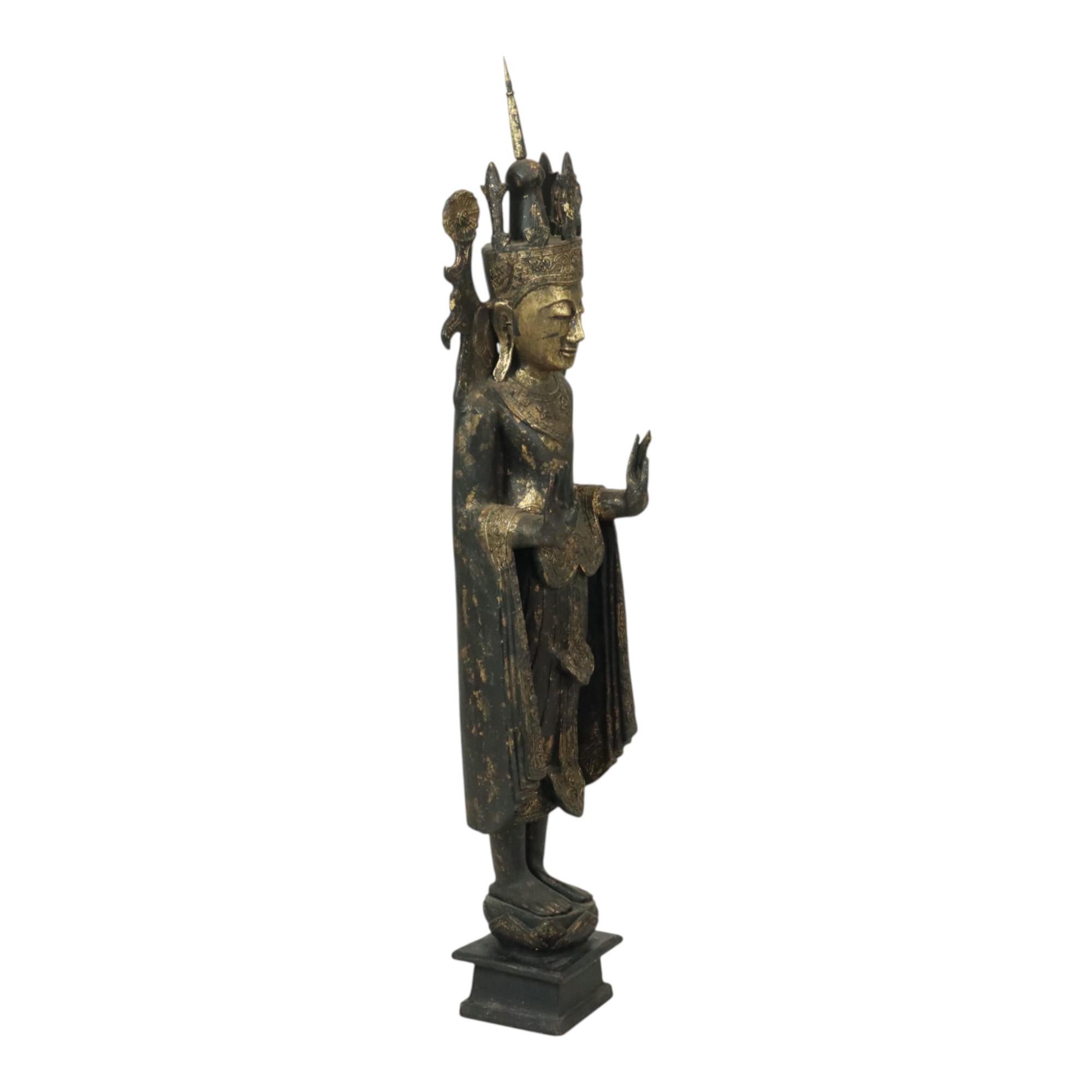 Enorme Buda Estatua de Madera Dorada Birmania Envejecida 135cm Chinoiserie en venta