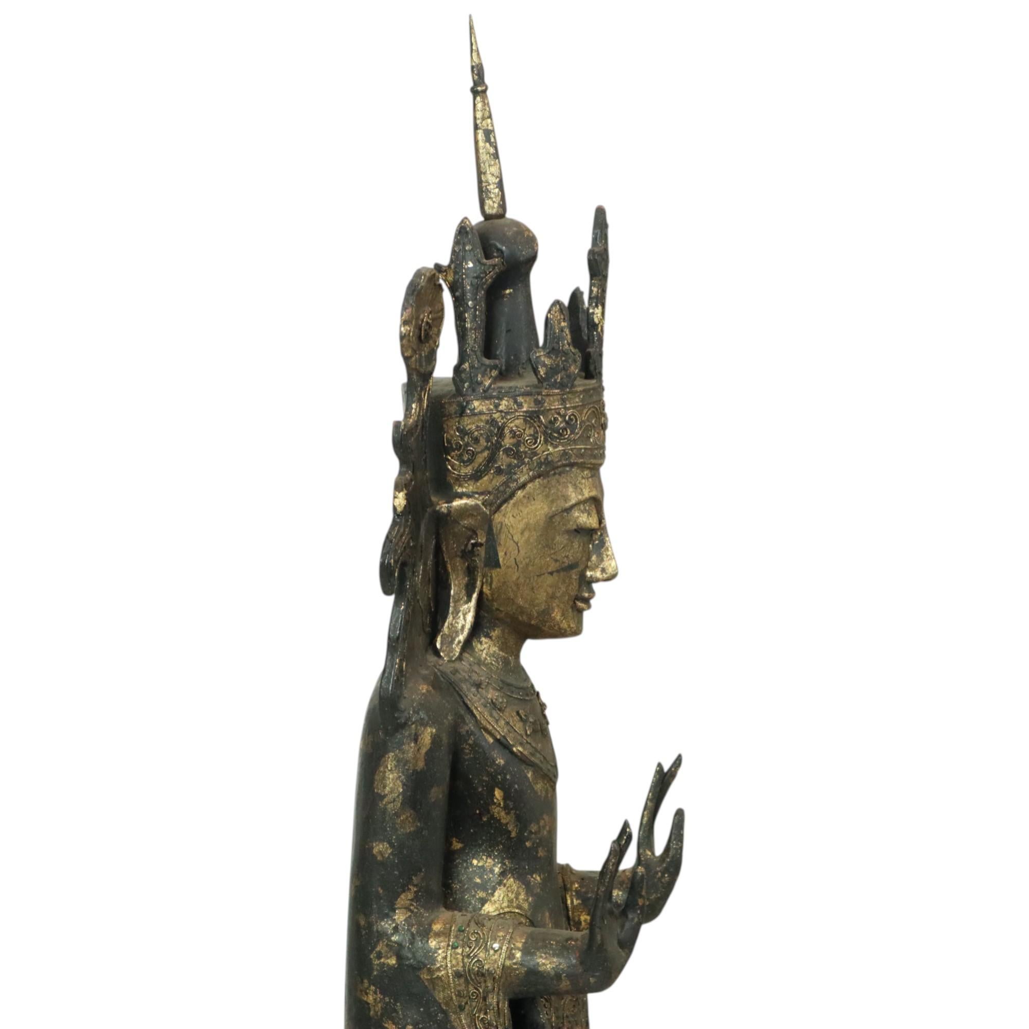 Enorme Buda Estatua de Madera Dorada Birmania Envejecida 135cm Asiático en venta