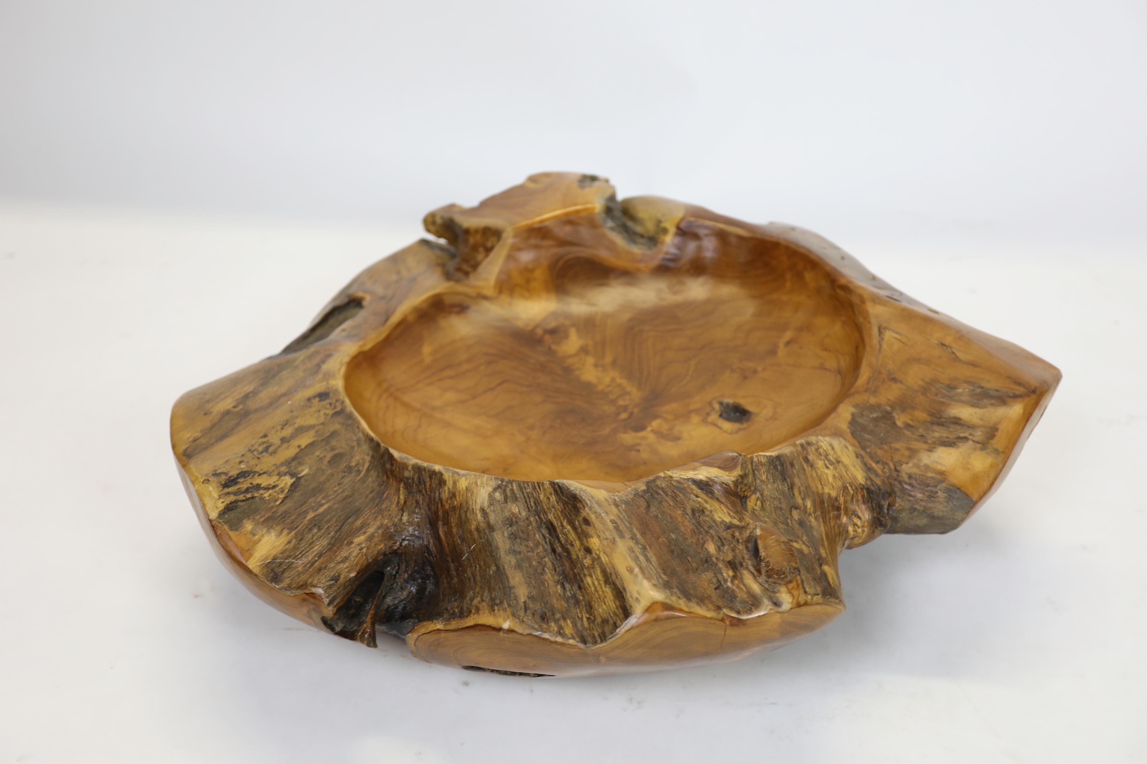 Huge Burl Cherry Wood Bowl In Good Condition For Sale In West Palm Beach, FL