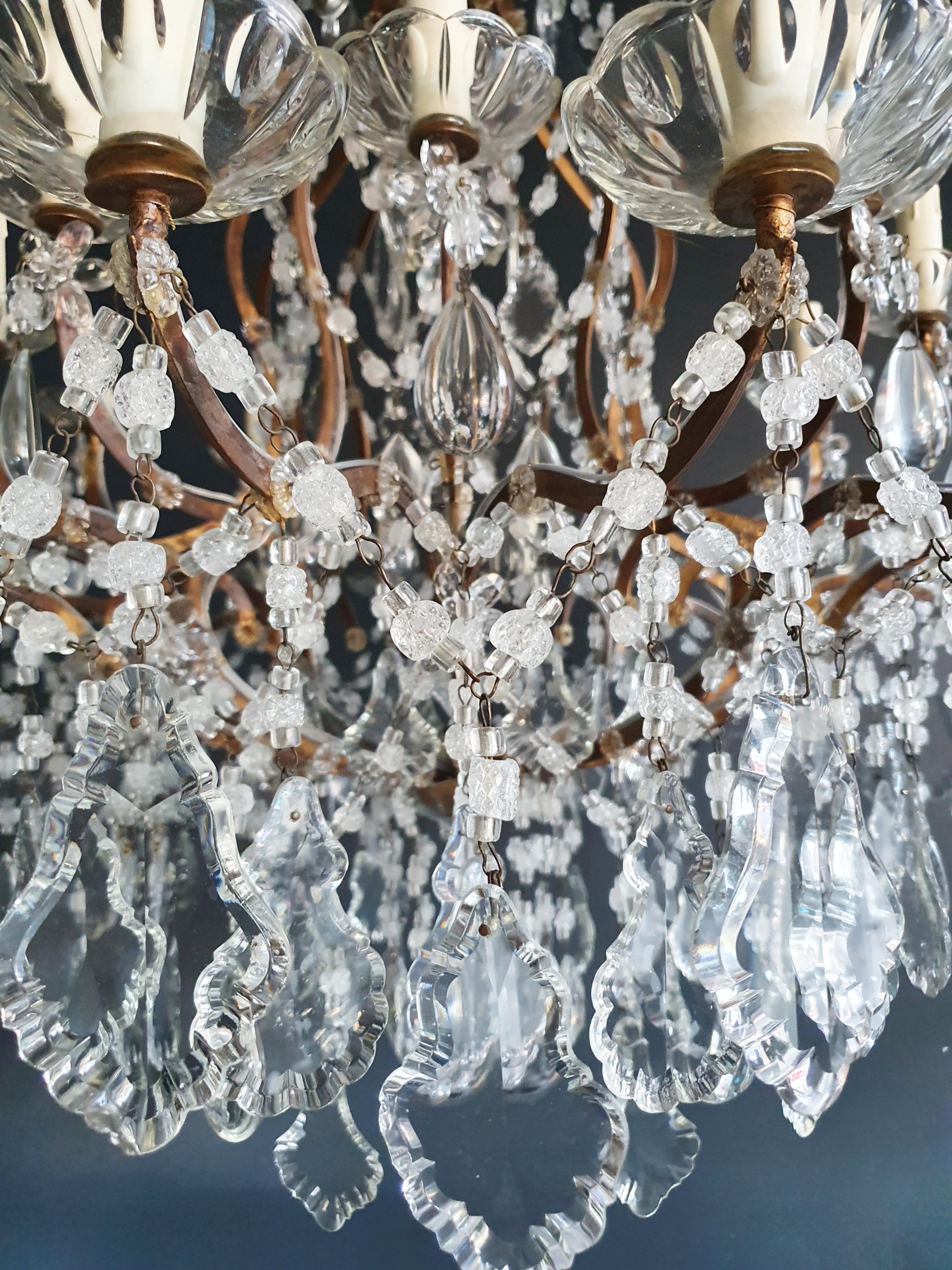 Grand lustre d'antiquités classique en cristal Massive Large de style candélabre Bon état - En vente à Berlin, DE