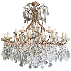 Grand lustre d'antiquités classique en cristal Massive Large de style candélabre