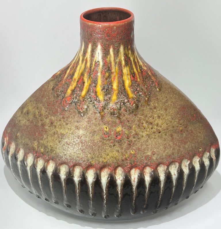 Huge Carstens Tönnieshof Fat Lava Vase with Extraordinary Sculptural Form, C1970 For Sale 1