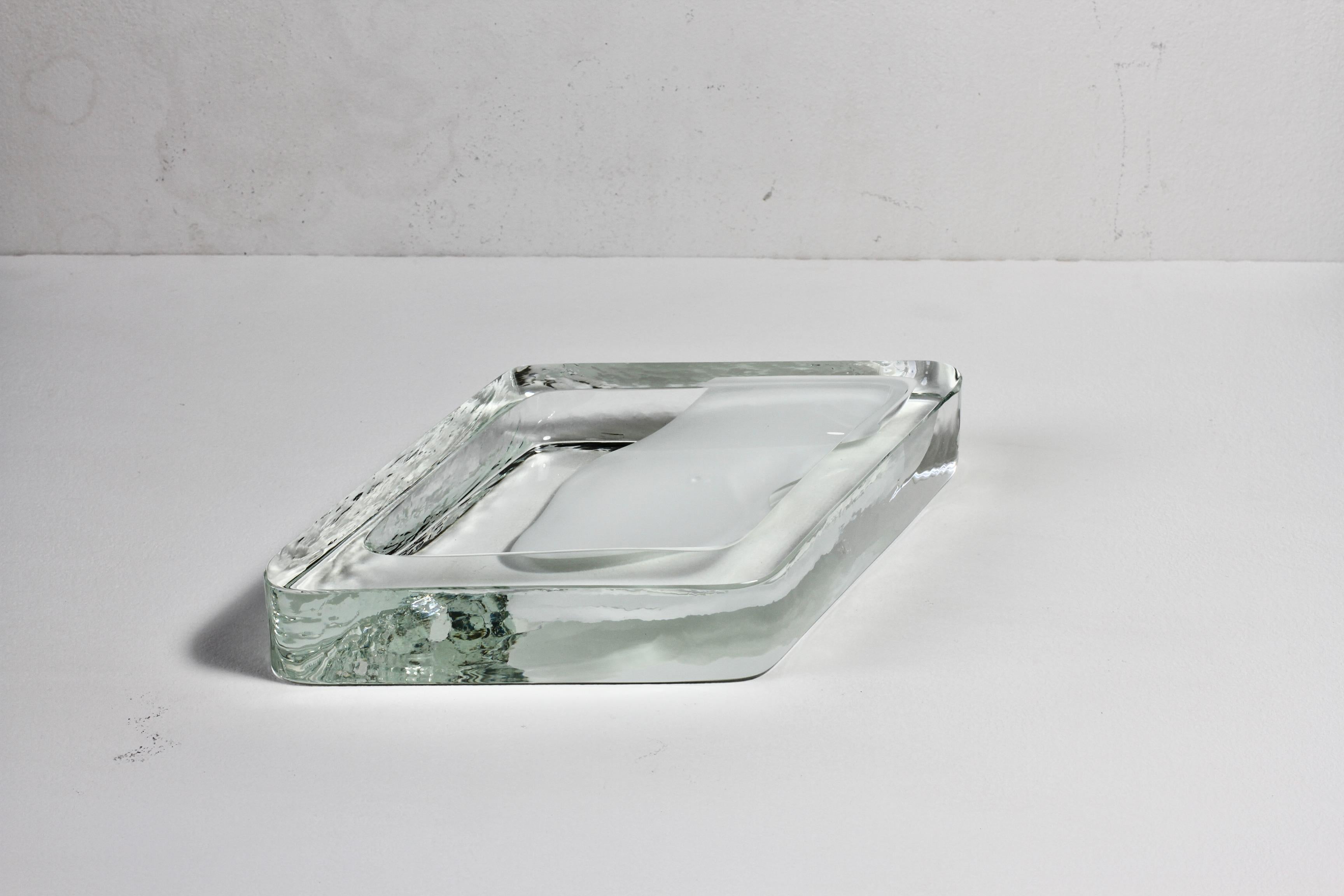 Huge Cenedese Italian Rhombus White and Clear Murano Glass Bowl, Dish, Ashtray For Sale 1