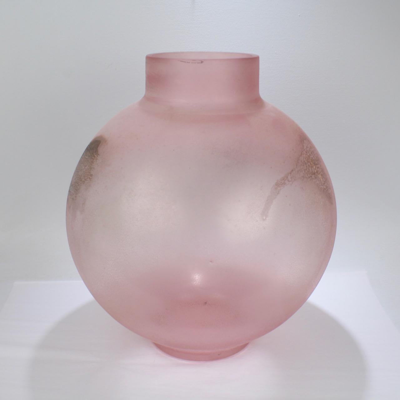 20th Century Huge Cenedese Pink Scavo Spherical or Globe Shaped Murano Glass Vase For Sale