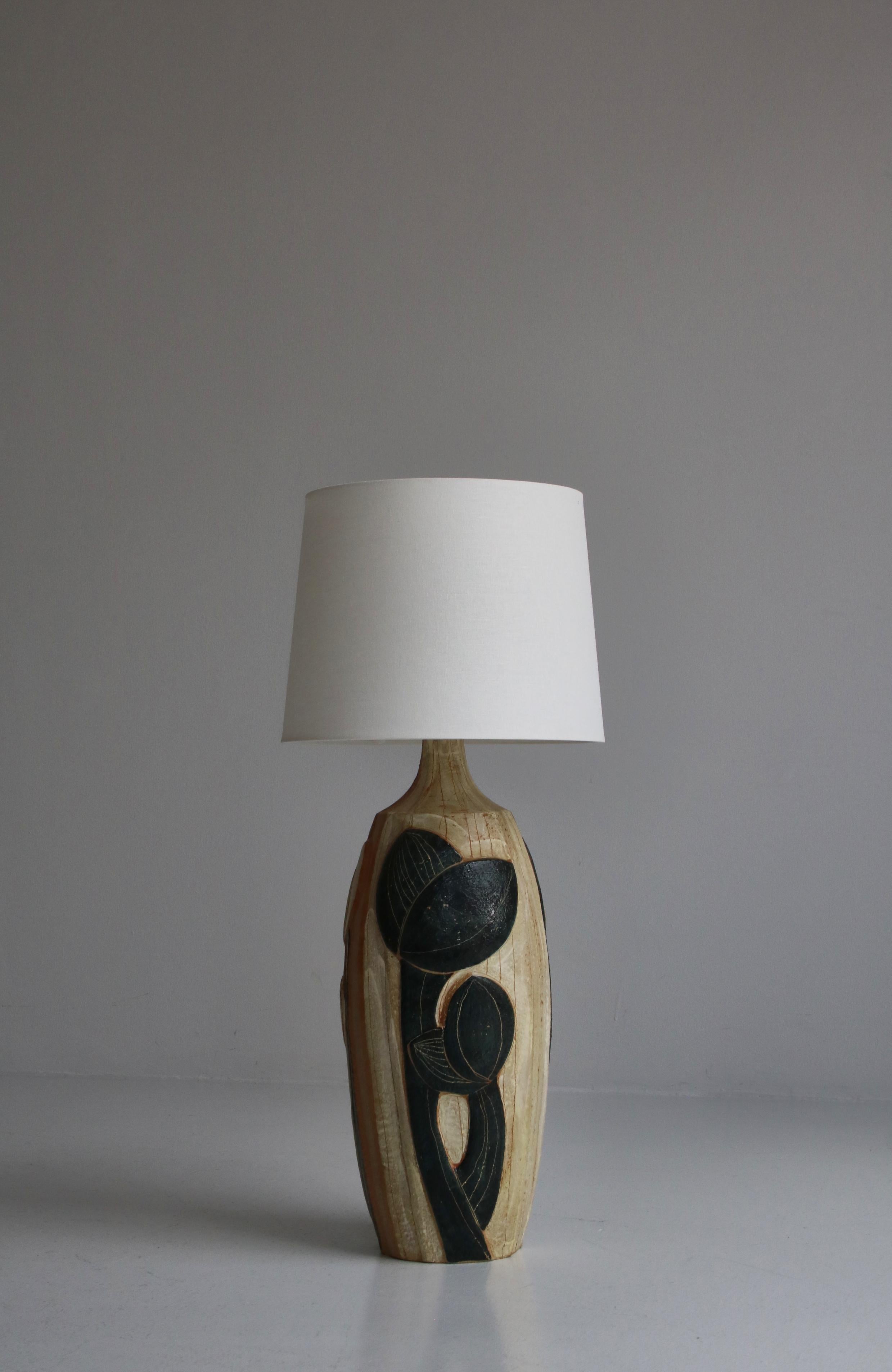 Große Keramik-Tischlampe von Noomi Backhausen für „Sholm“, Dänemark, 1960er Jahre (Skandinavische Moderne) im Angebot