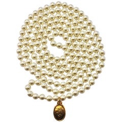 Huge Chanel faux Pearl and gilt CC charm necklace