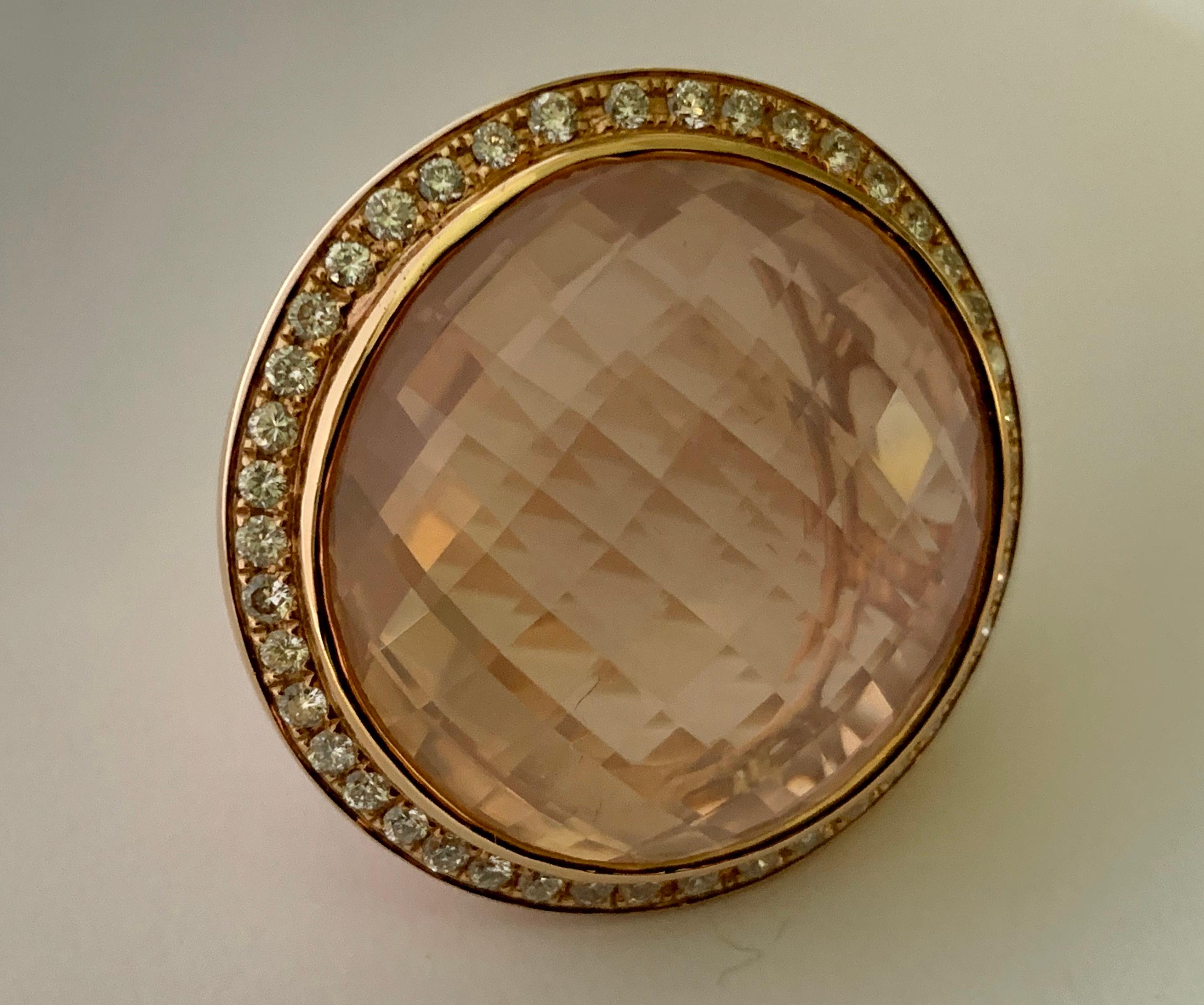 Huge Cocktail Ring 18 Karat Rose Gold with Rose Quartz and Diamonds For Sale 2