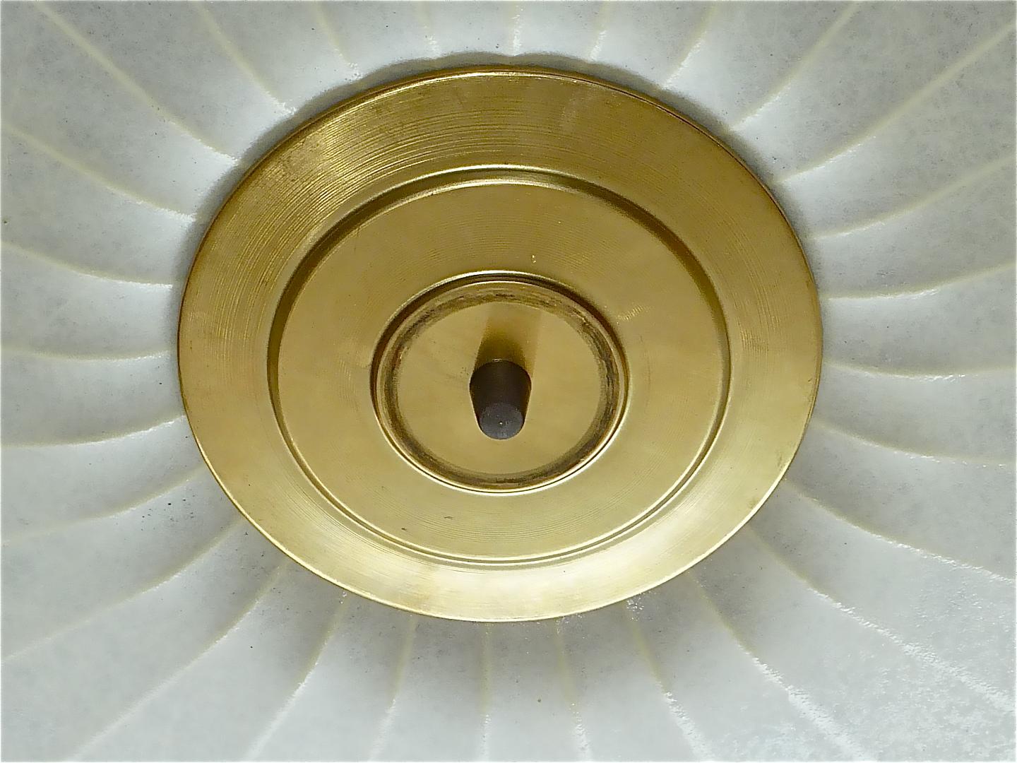 Huge Cocoon Flush Mount Chandelier Italian Ceiling Lamp Light Brass, 1950s In Good Condition In Nierstein am Rhein, DE