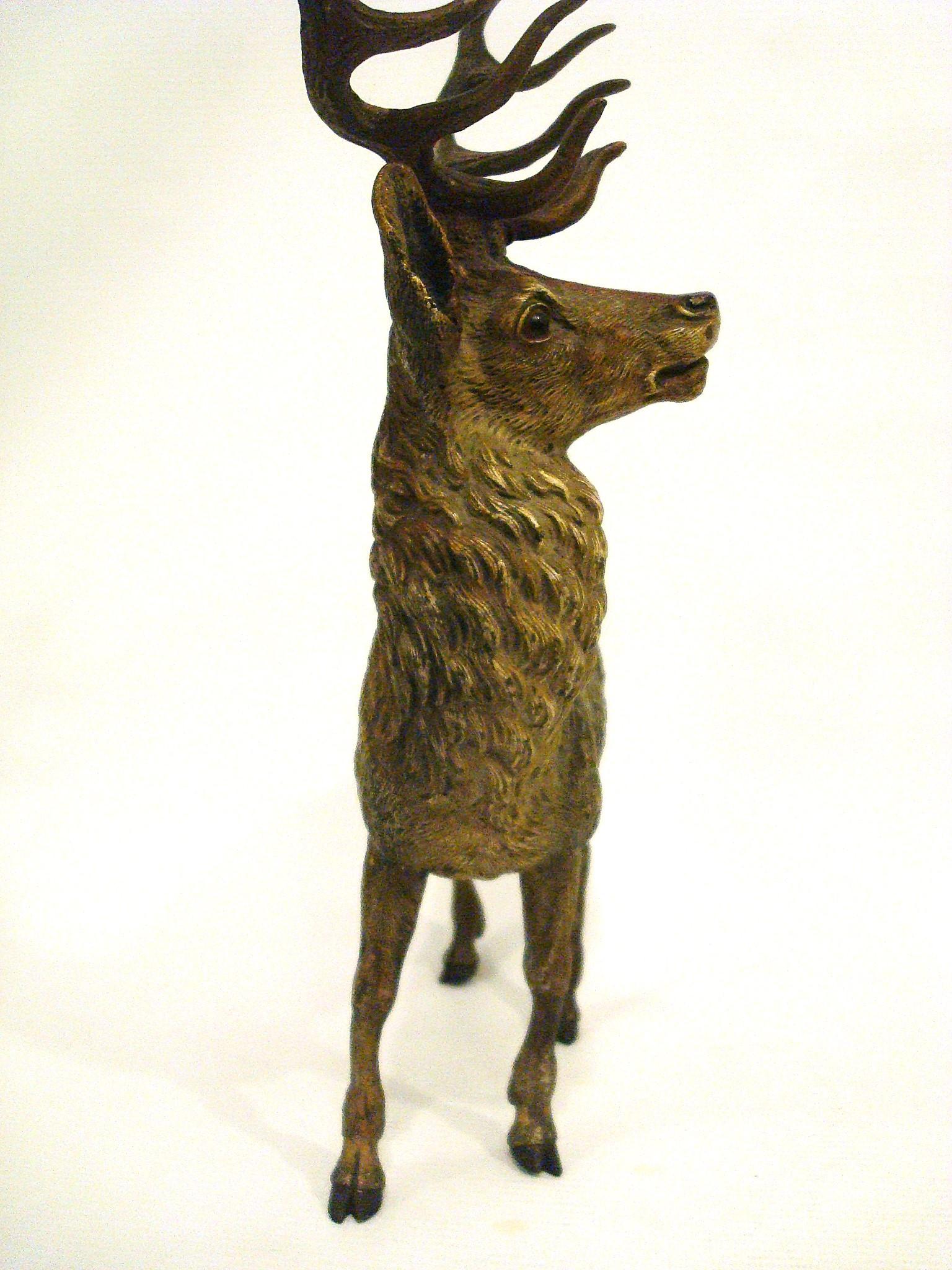 Enorme bronzo dipinto a freddo intitolato Palco in piedi di Franz Bergmann. 1900´s in vendita 4