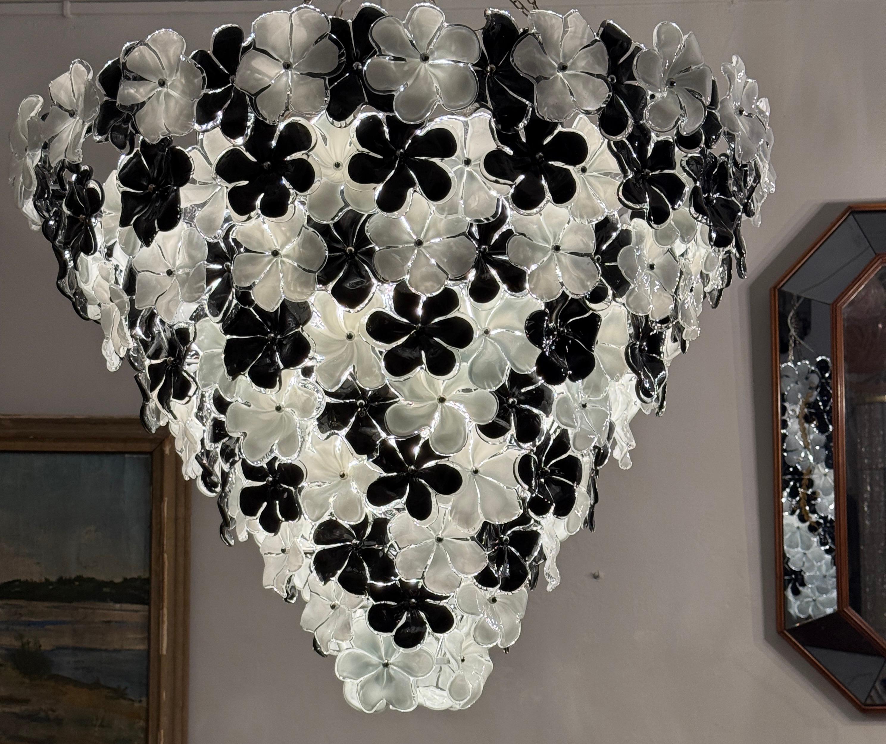 Blown Glass Huge Contemporary Black and White Flower Murano Glass Chandelier