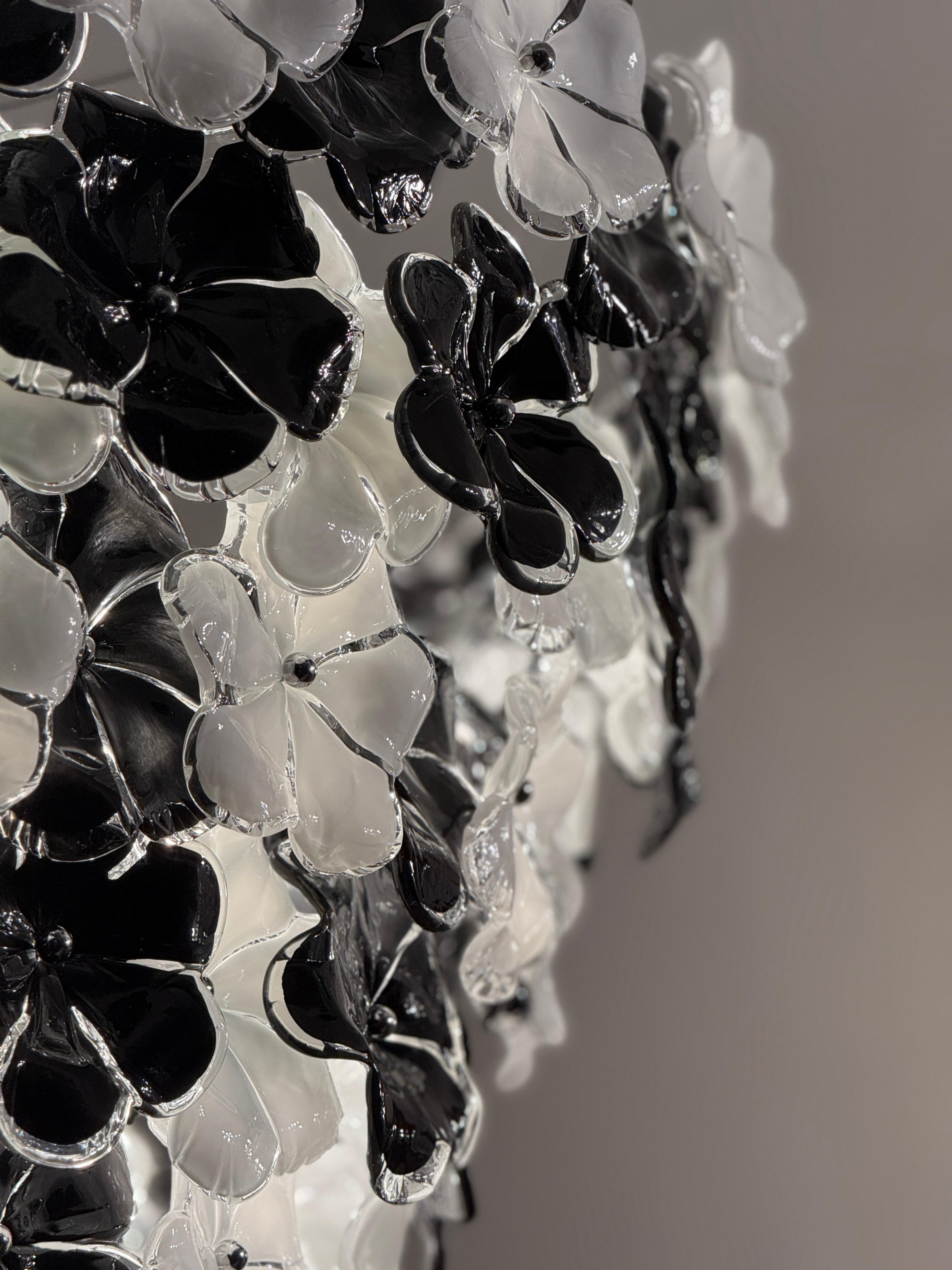 Huge Contemporary Black and White Flower Murano Glass Chandelier 3
