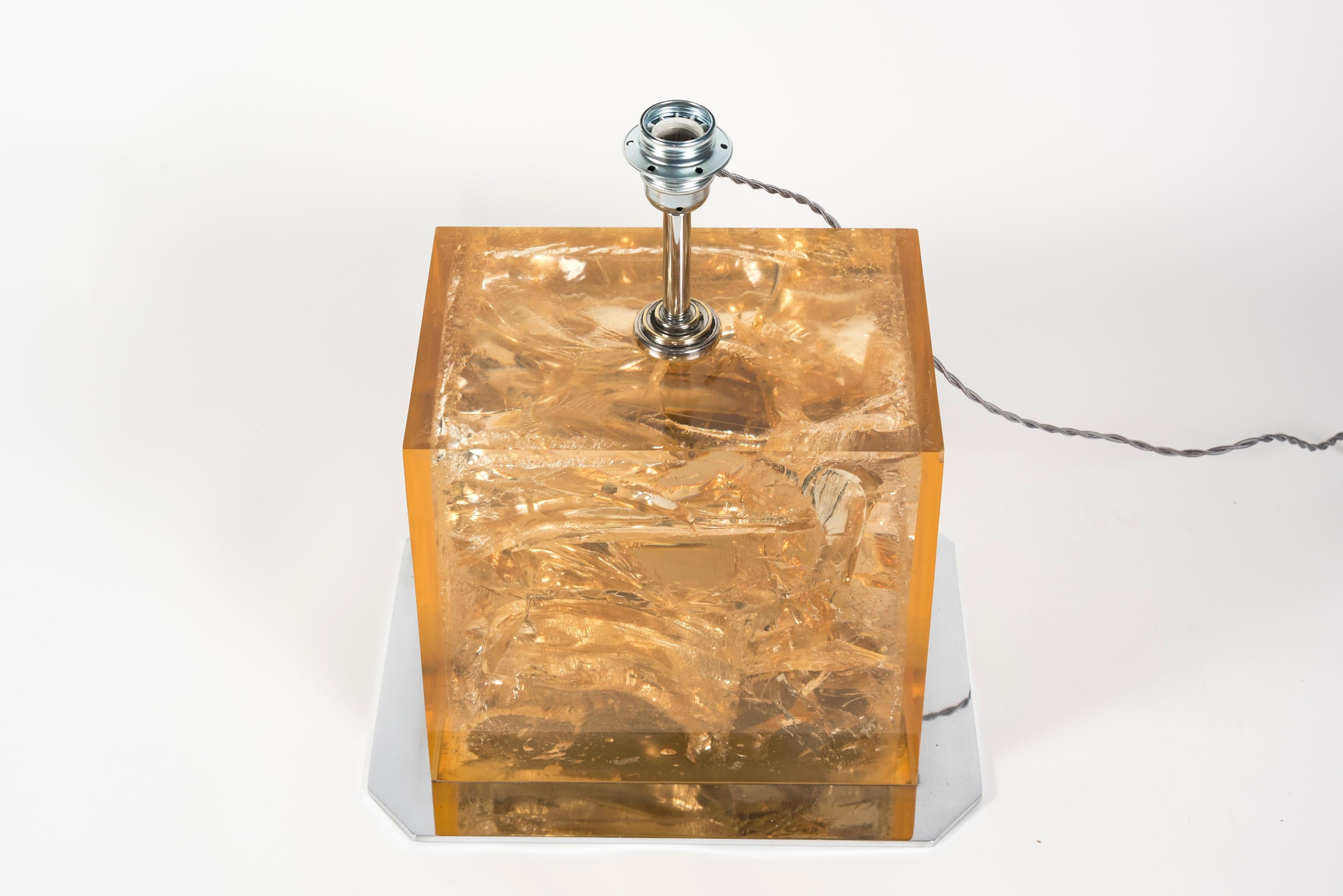 French Huge Crushed Ice Resin Lamp Attributed to Roméo Rega For Sale