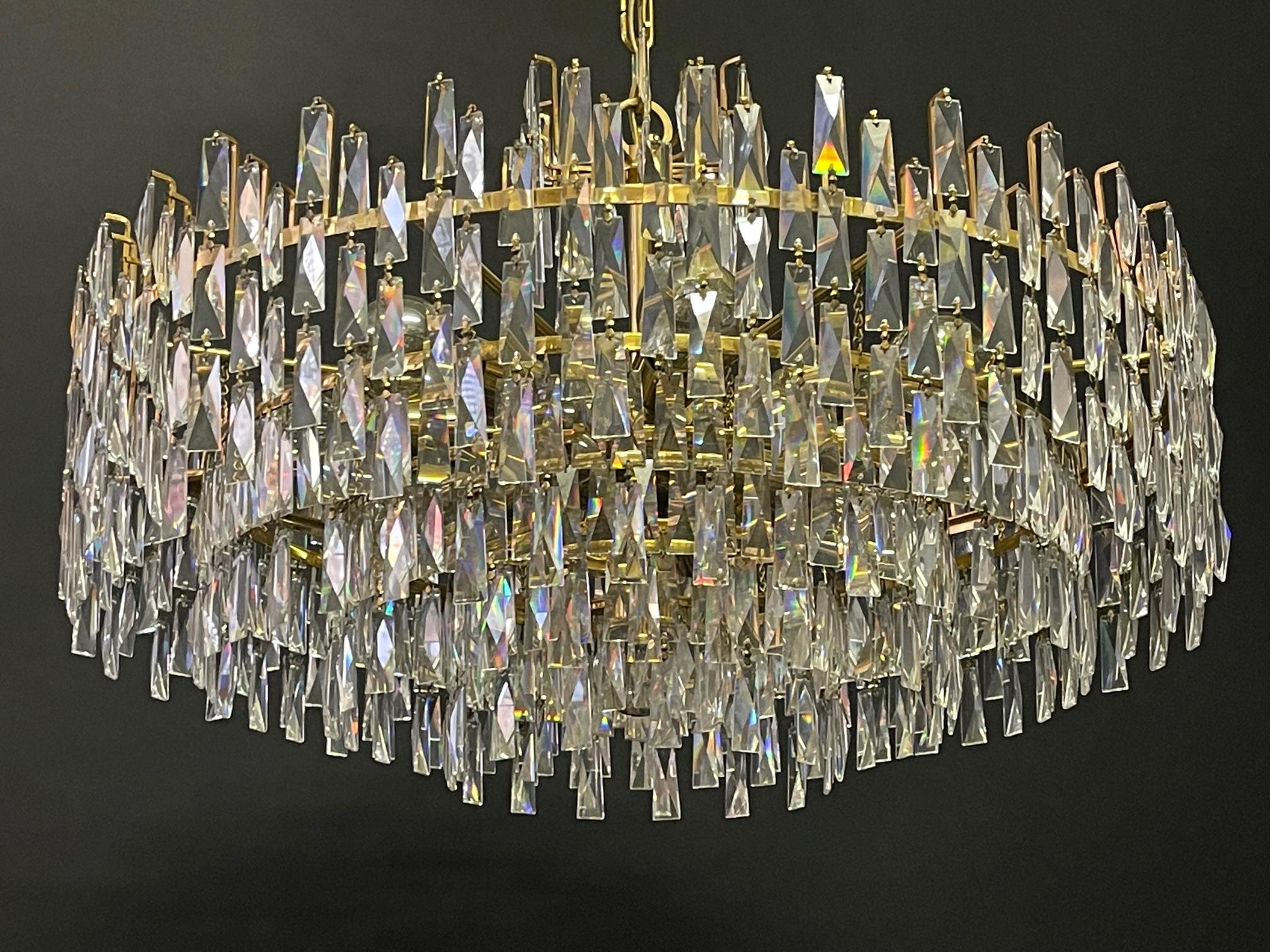 Mid-Century Modern Huge Crystal and Gilt Brass Chandelier by Palwa, circa 1960s For Sale