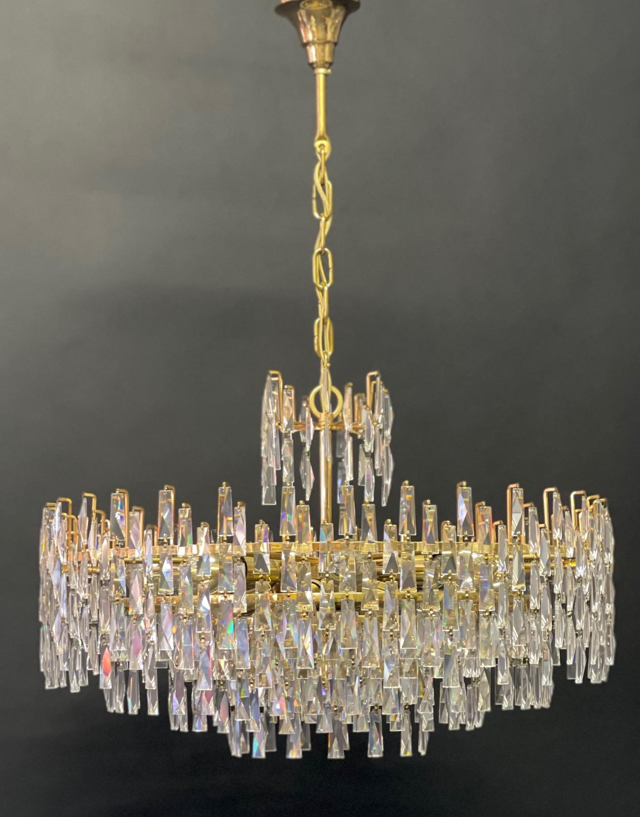 Huge Crystal and Gilt Brass Chandelier by Palwa, circa 1960s For Sale 1