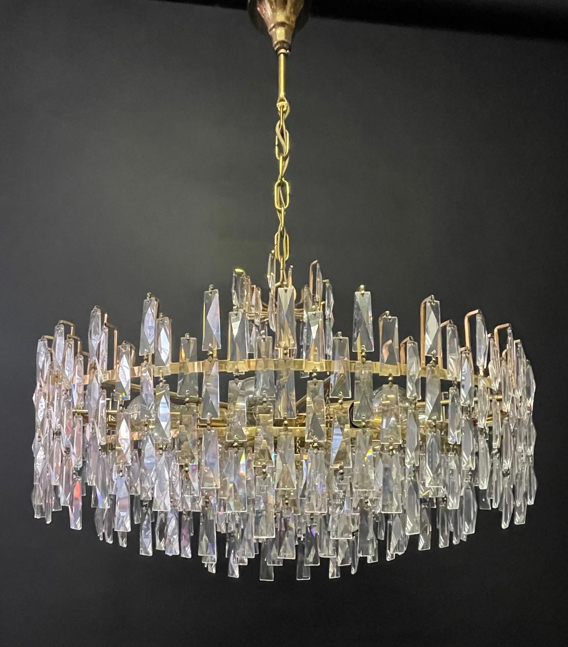 Huge Crystal and Gilt Brass Chandelier by Palwa, circa 1960s For Sale 2