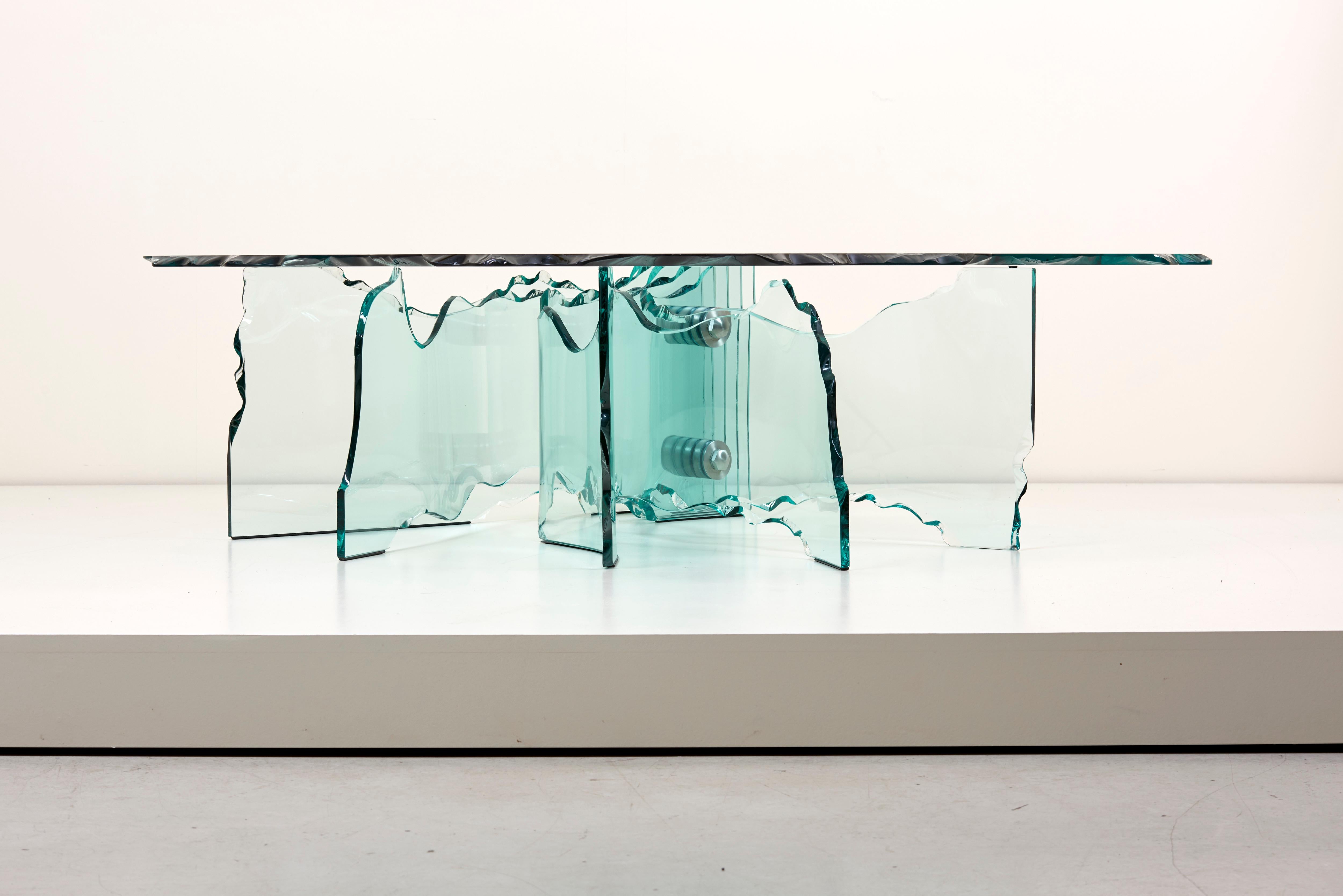 Großer Couchtisch aus geschliffenem Kristallglas mit Muscheln von Danny Lane für Fiam (Edelstahl) im Angebot