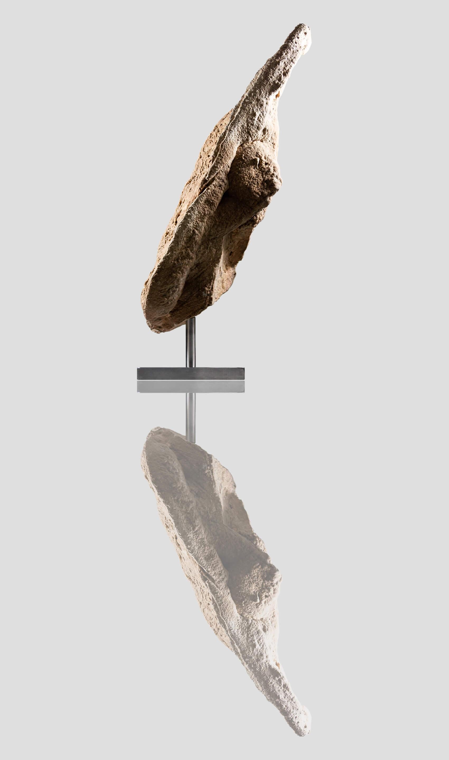 Preistorico Un'enorme formazione di rose di cristallo del deserto su Steele in vendita