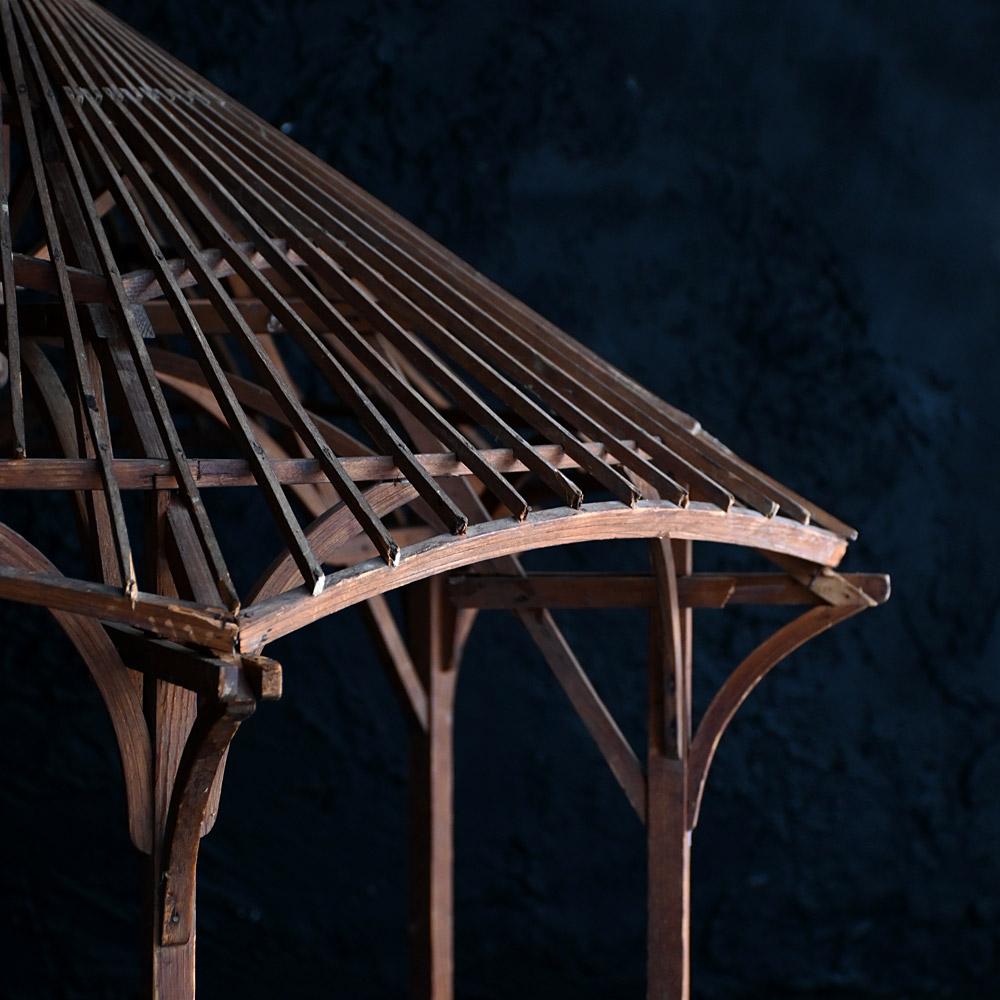 Victorien tardif Énorme maquette architecturale anglaise en pin du début du 20e siècle en vente