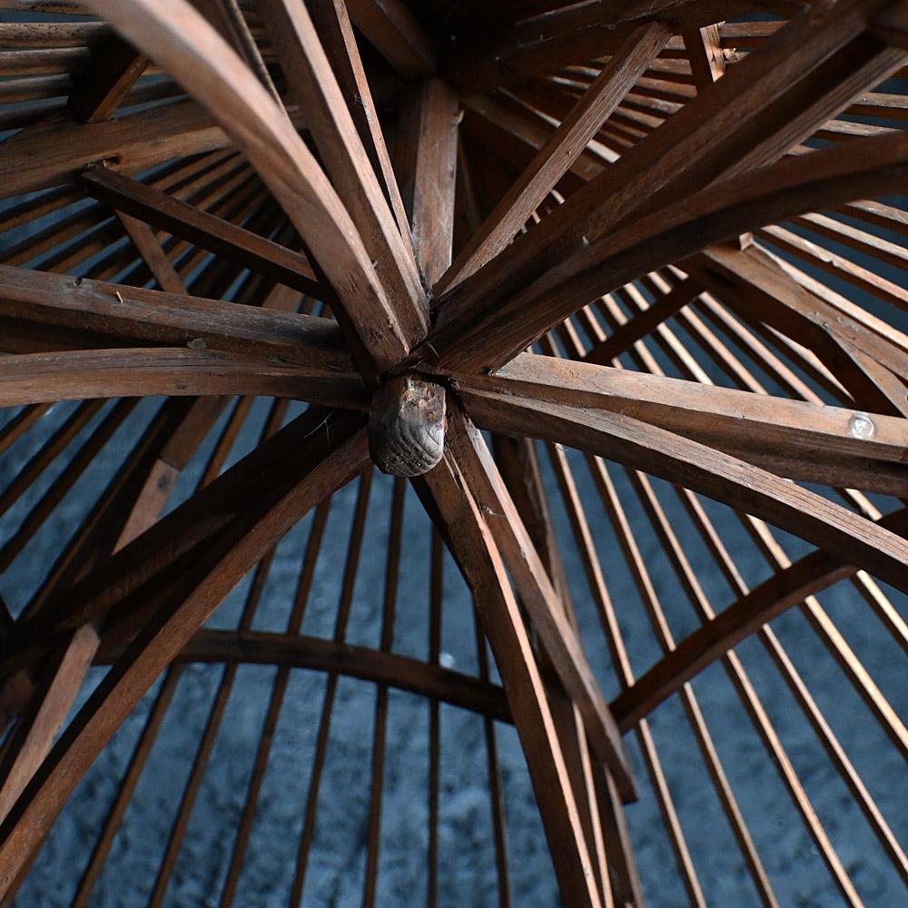 Sculpté à la main Énorme maquette architecturale anglaise en pin du début du 20e siècle en vente