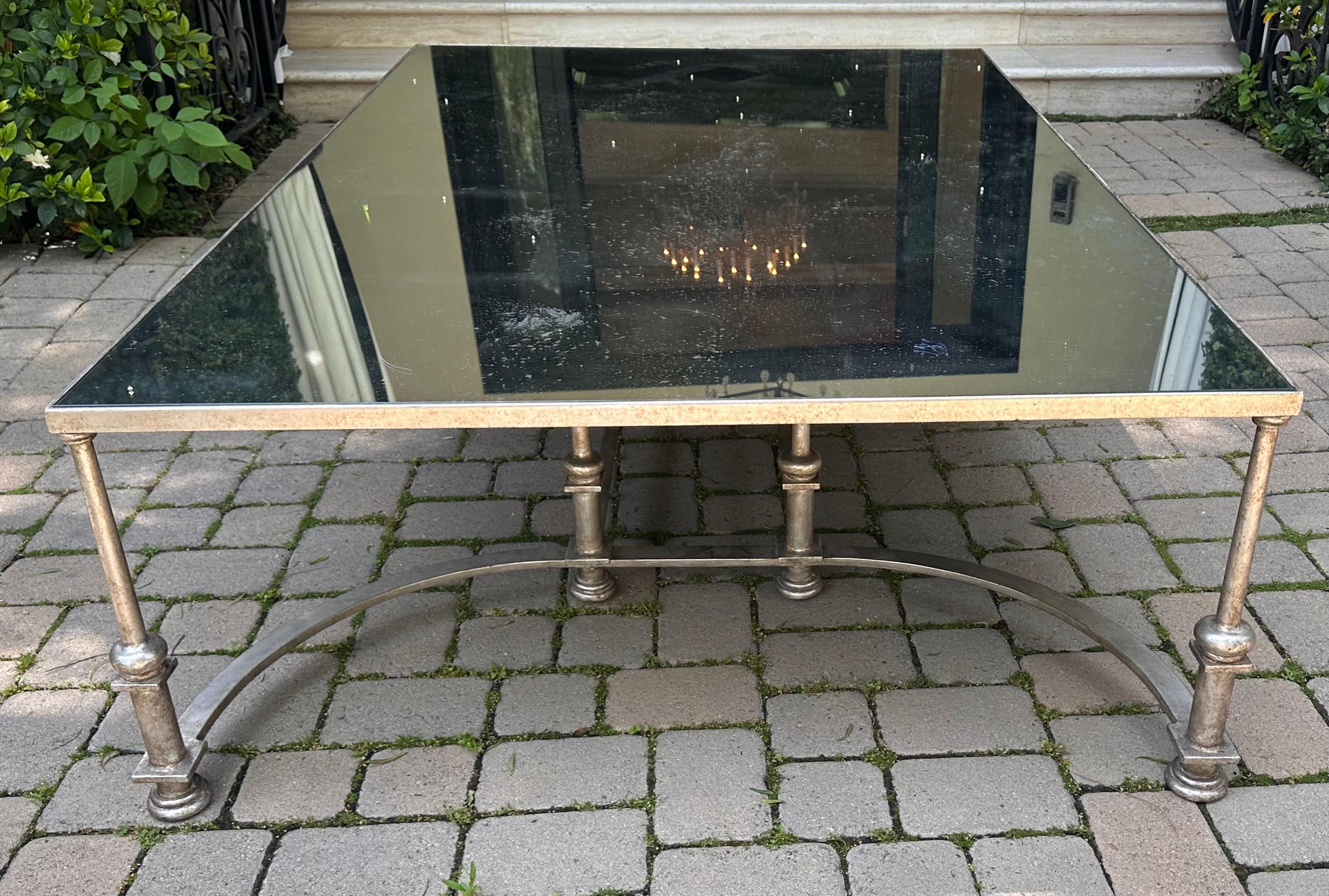 Huge Ebanista Guerlain White Gold Gilded Wrought Iron Cocktail Table For Sale 1