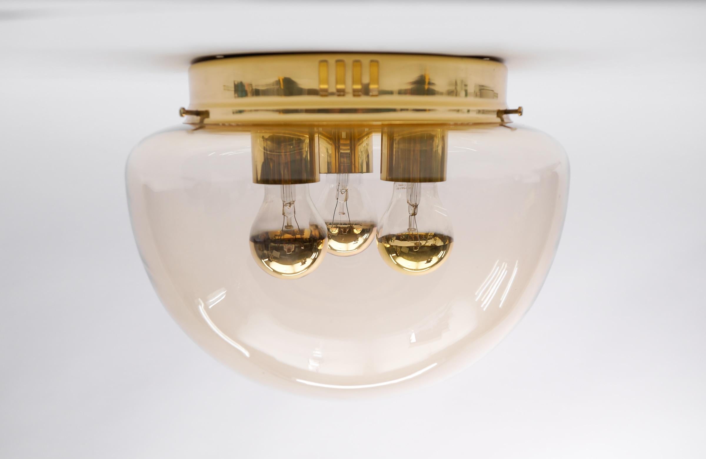 Mid-Century Modern Énorme et élégante lampe à pince en verre ambré à 3 lumières, Allemagne, années 1960 en vente