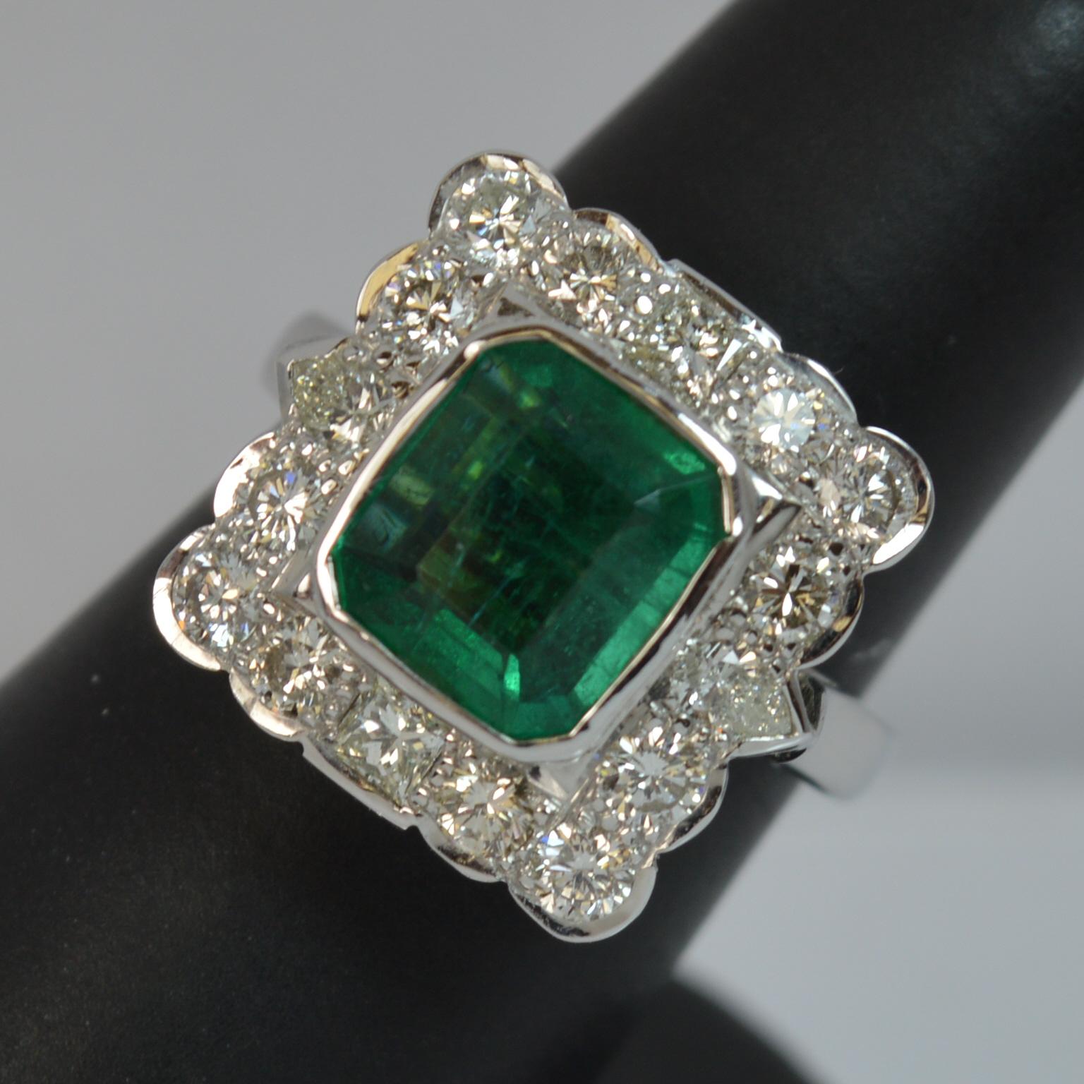 Huge Emerald and Diamond 14 Carat White Gold Cluster Cocktail Ring In Excellent Condition In St Helens, GB
